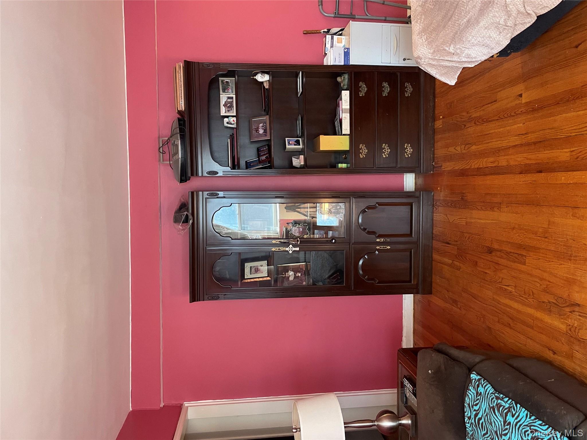 5614 Netherland Avenue 4a Property Photo 7