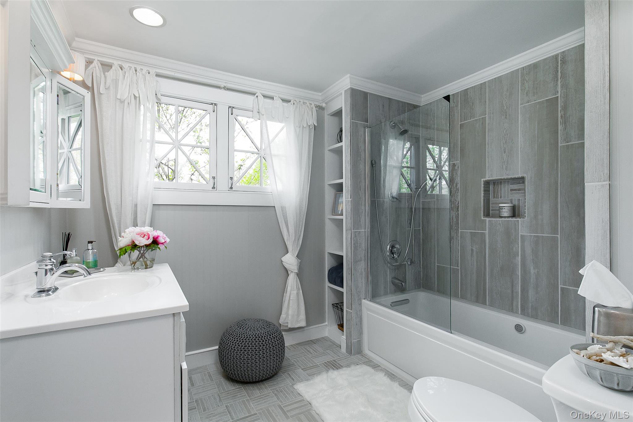 26 Curry Lane Property Photo 14