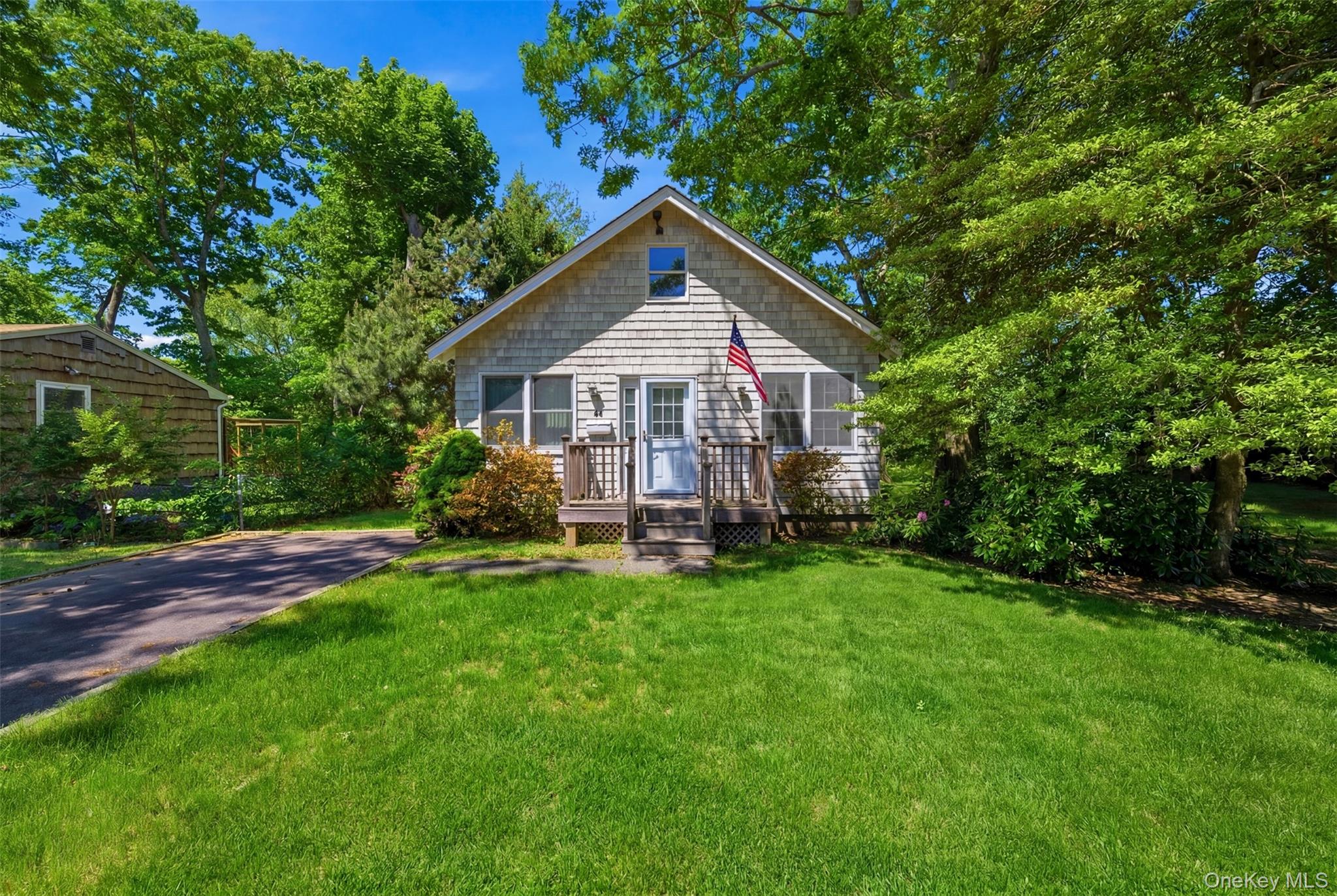 26 Garfield Avenue Property Photo 2