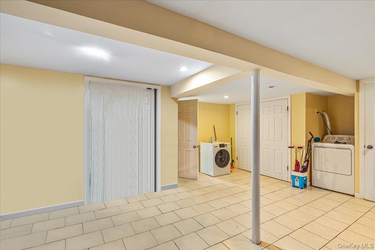 14426 229th Street Property Photo 11