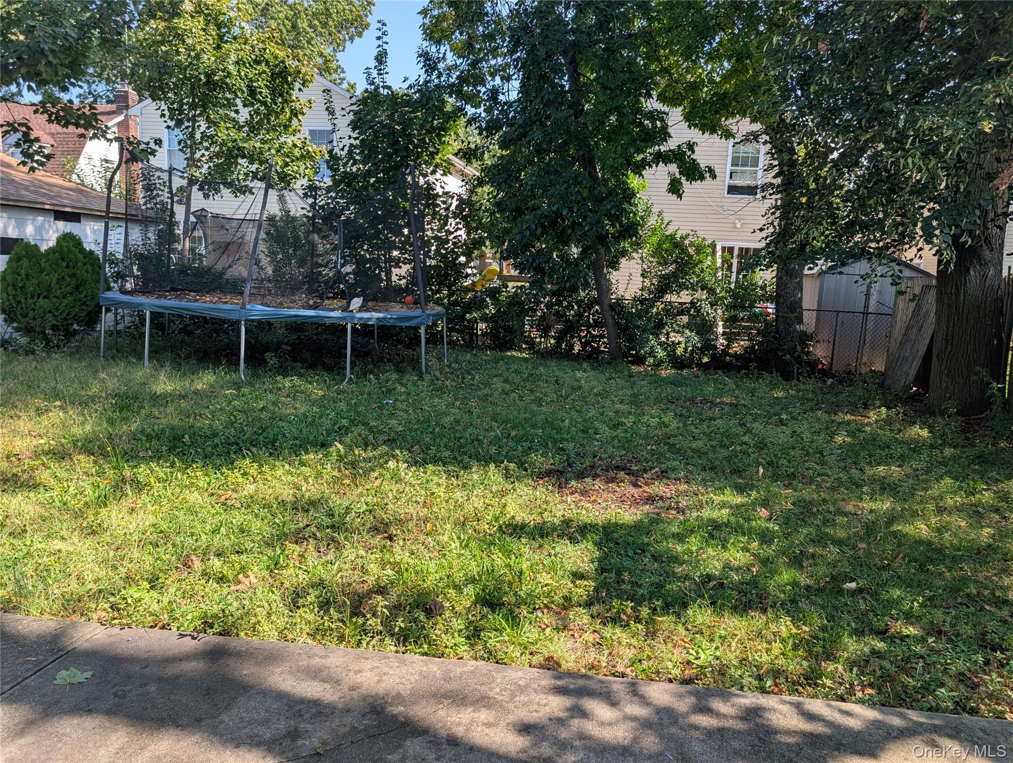 186 Westbury Boulevard Property Photo 10