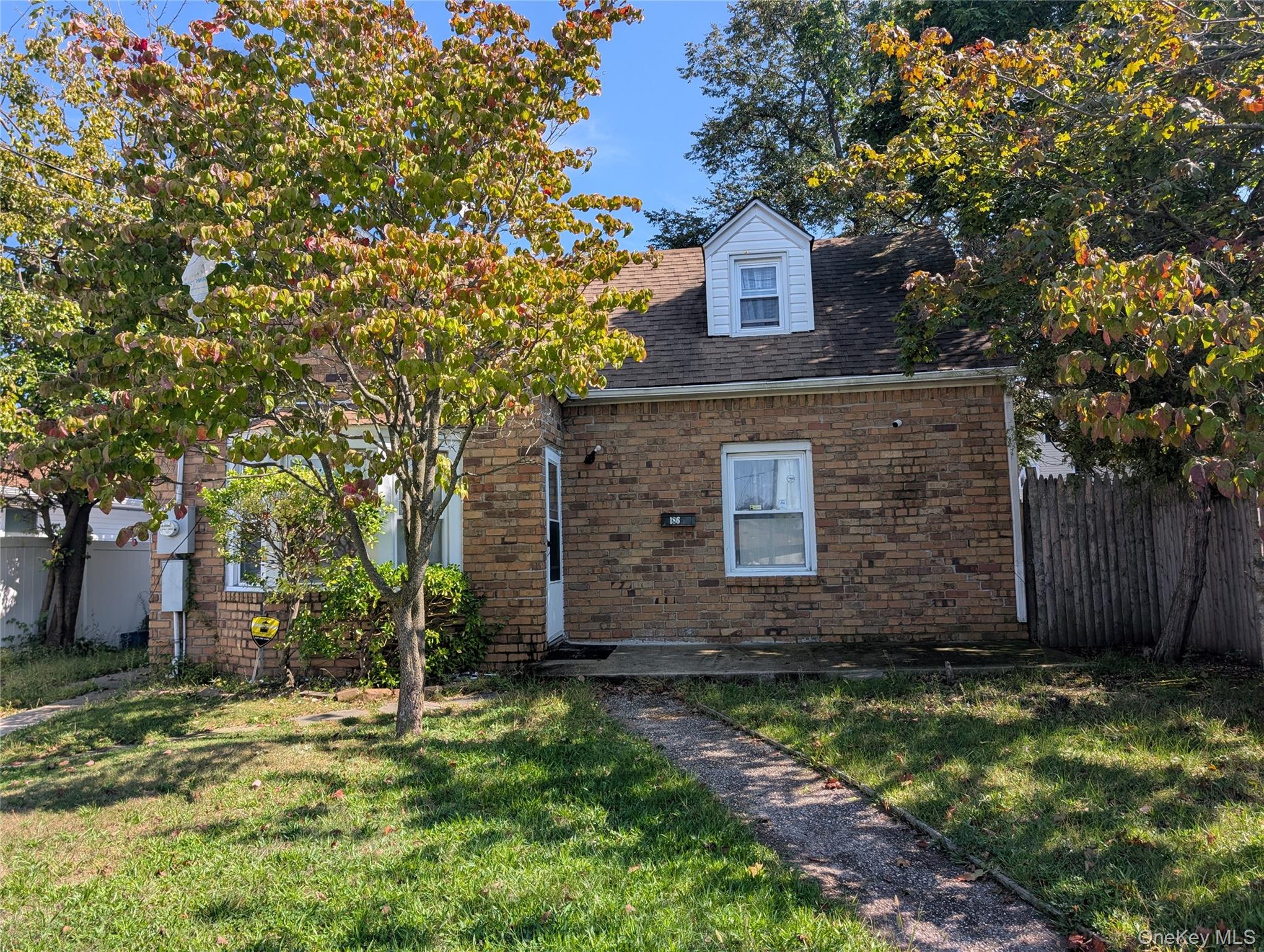 186 Westbury Boulevard Property Photo 13