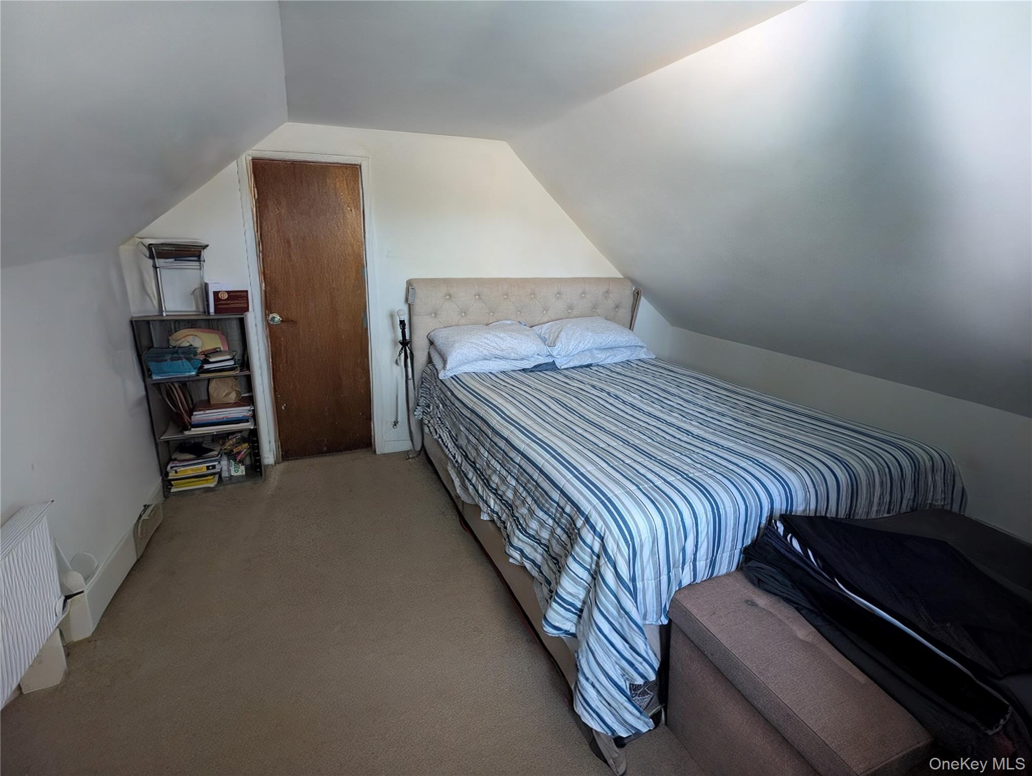 186 Westbury Boulevard Property Photo 16