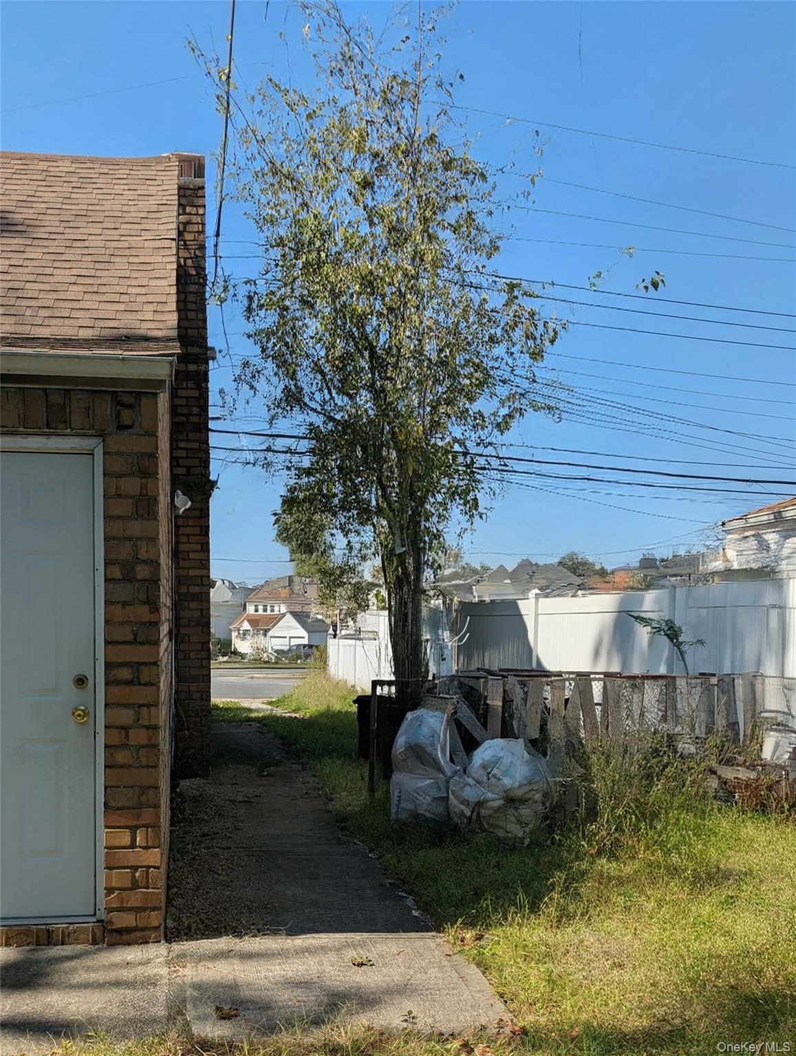 186 Westbury Boulevard Property Photo 20