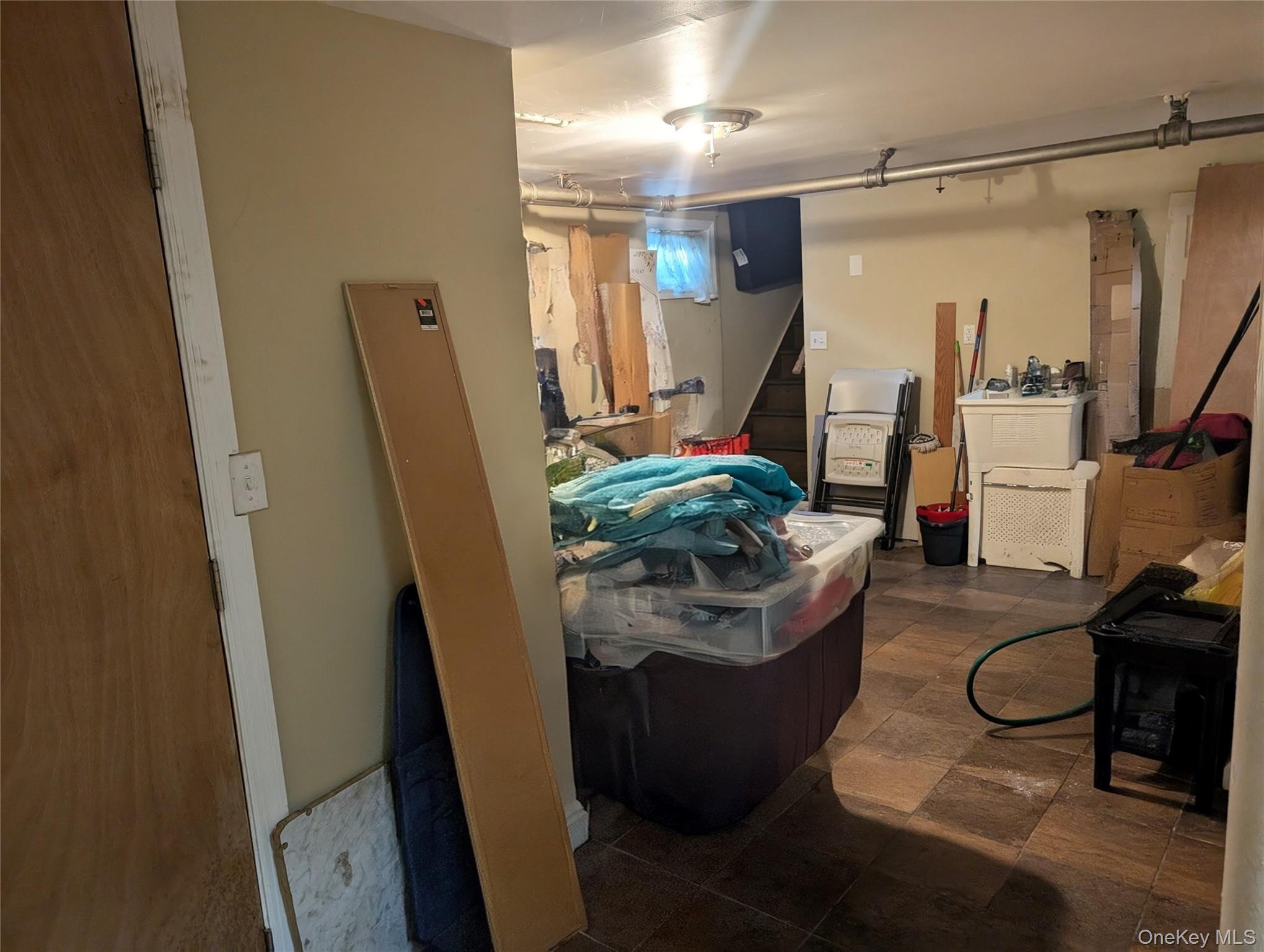 186 Westbury Boulevard Property Photo 22