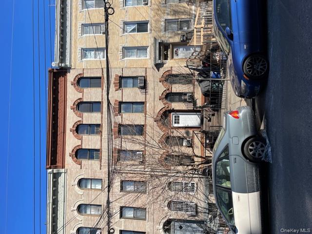 109 Saint Nicholas Avenue Property Photo 1