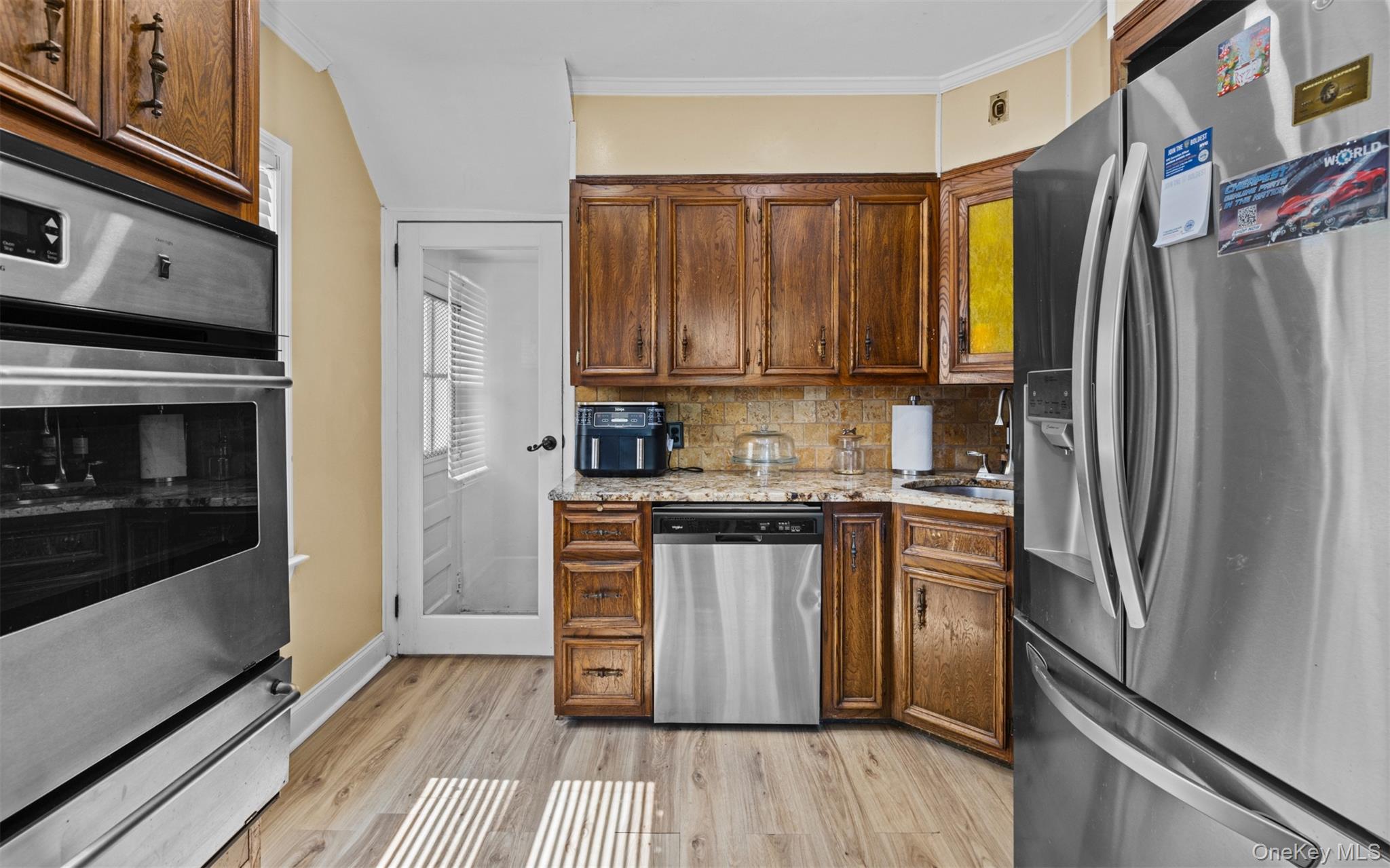 47 Alden Avenue Property Photo 4