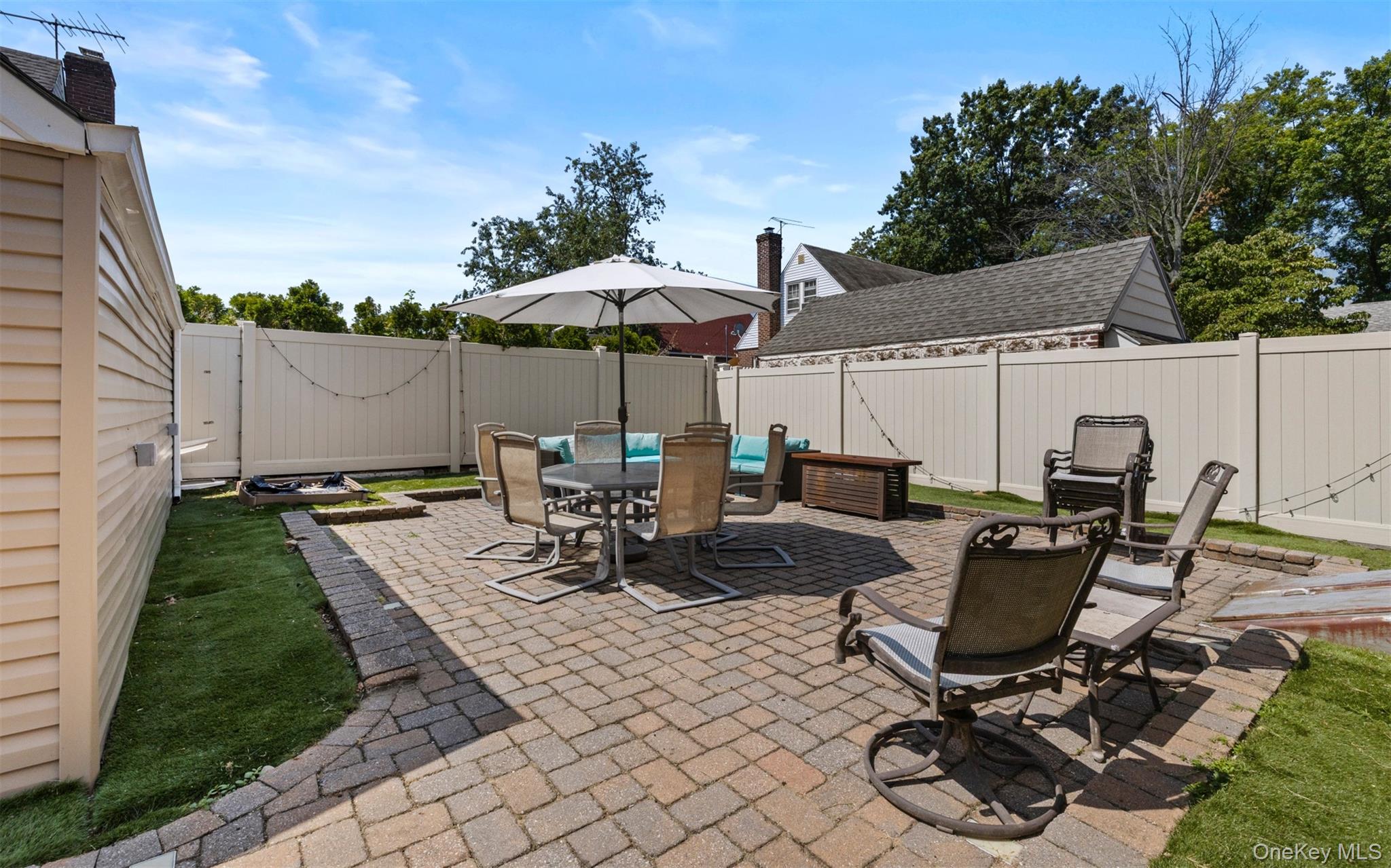 47 Alden Avenue Property Photo 25