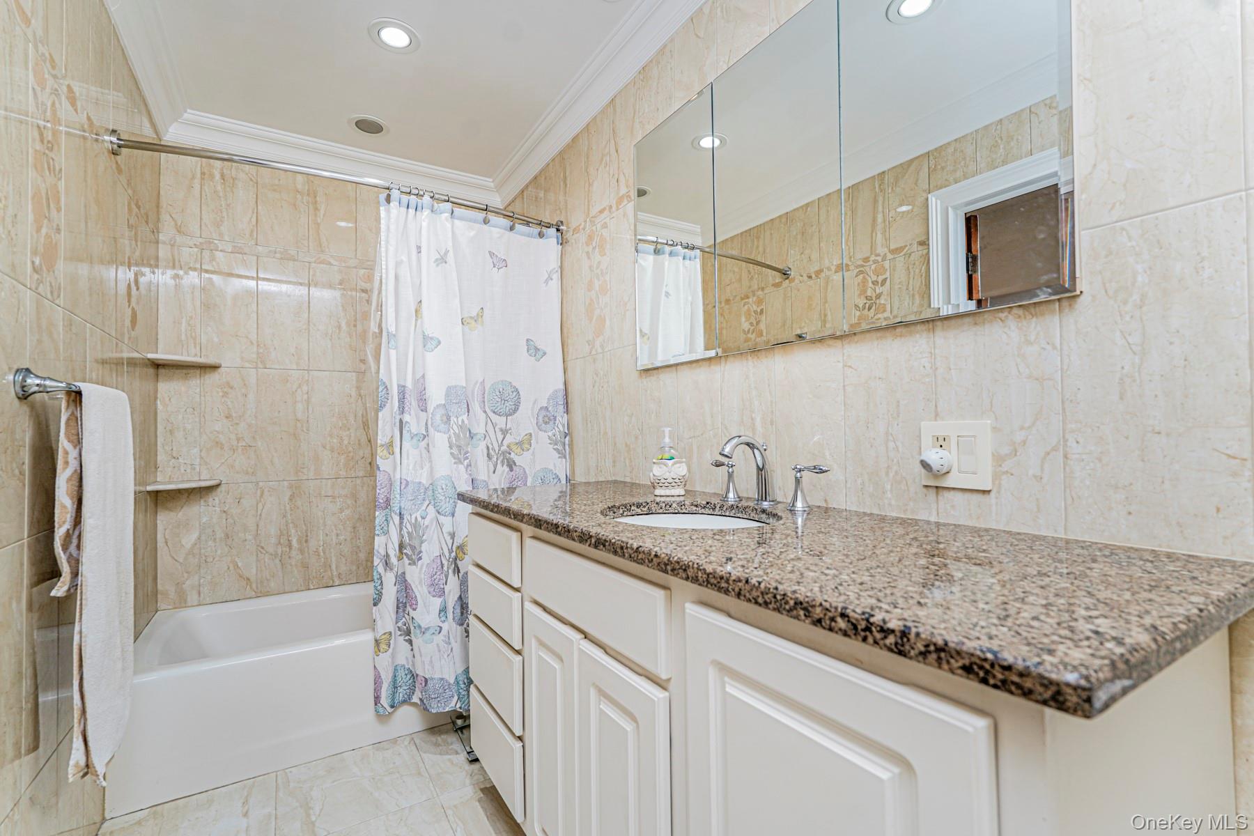 74 Longfellow Avenue Property Photo 12