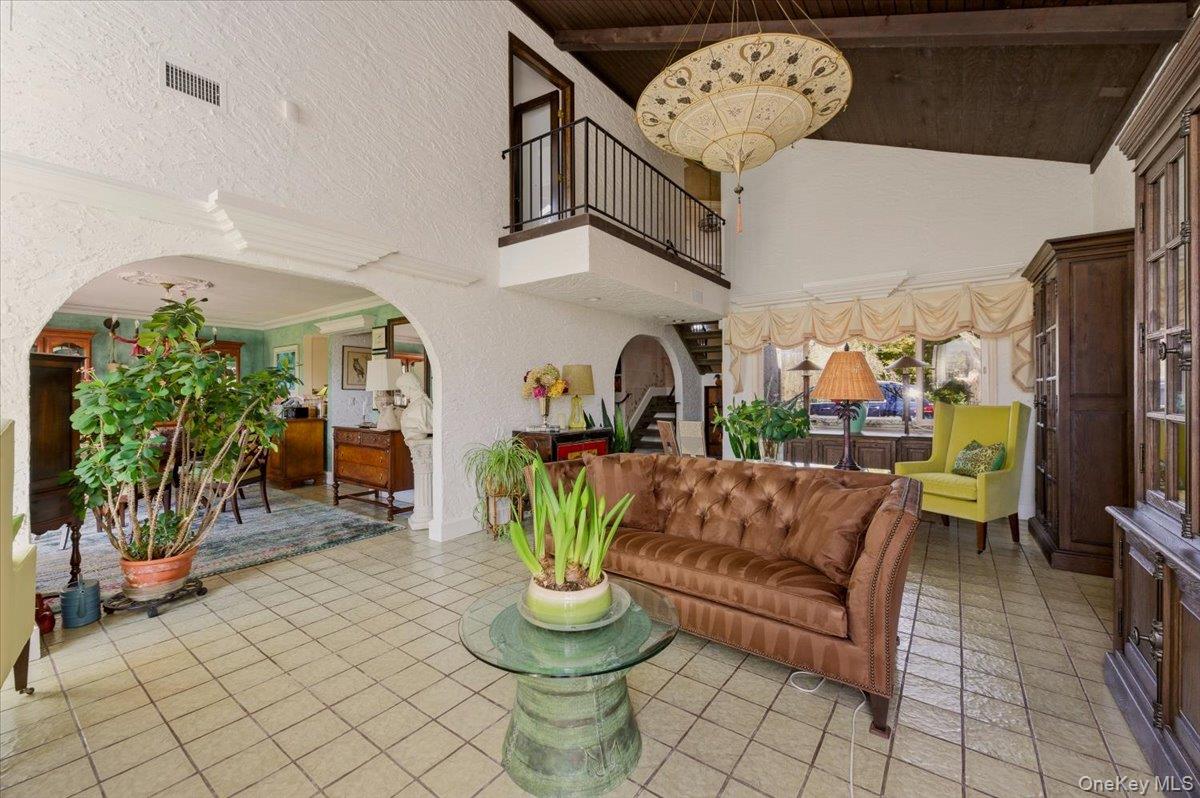 50 Cedar Lane Property Photo 7