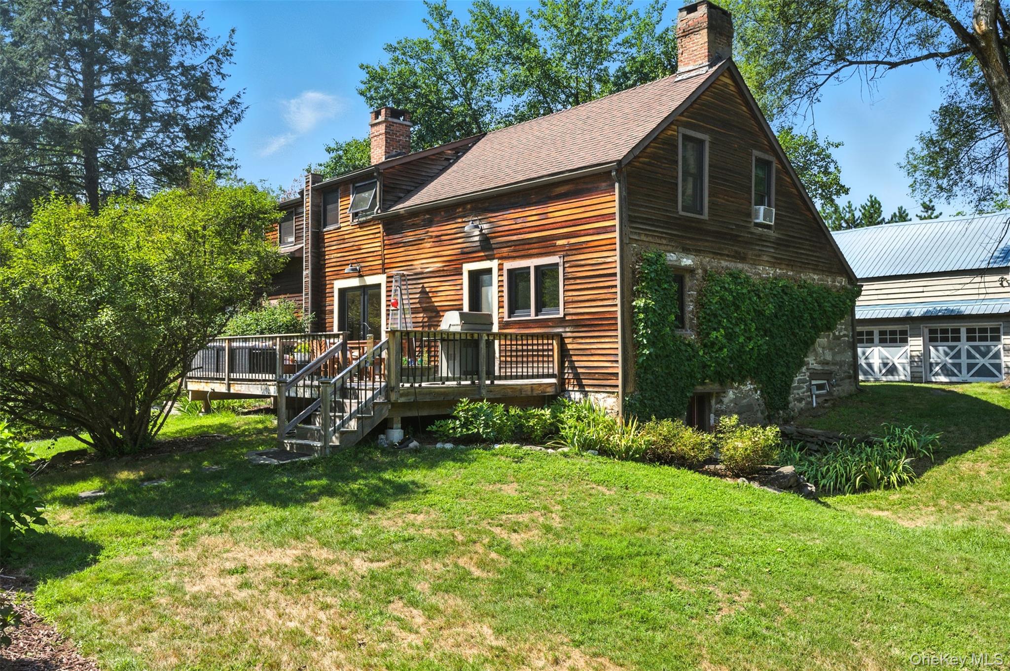 442 S Ohioville Road Property Photo 6