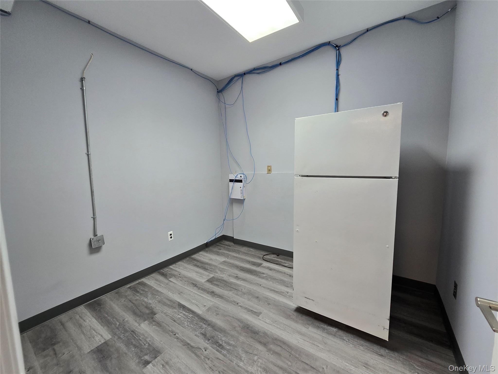 171 Deer Park Avenue 3 Property Photo 10