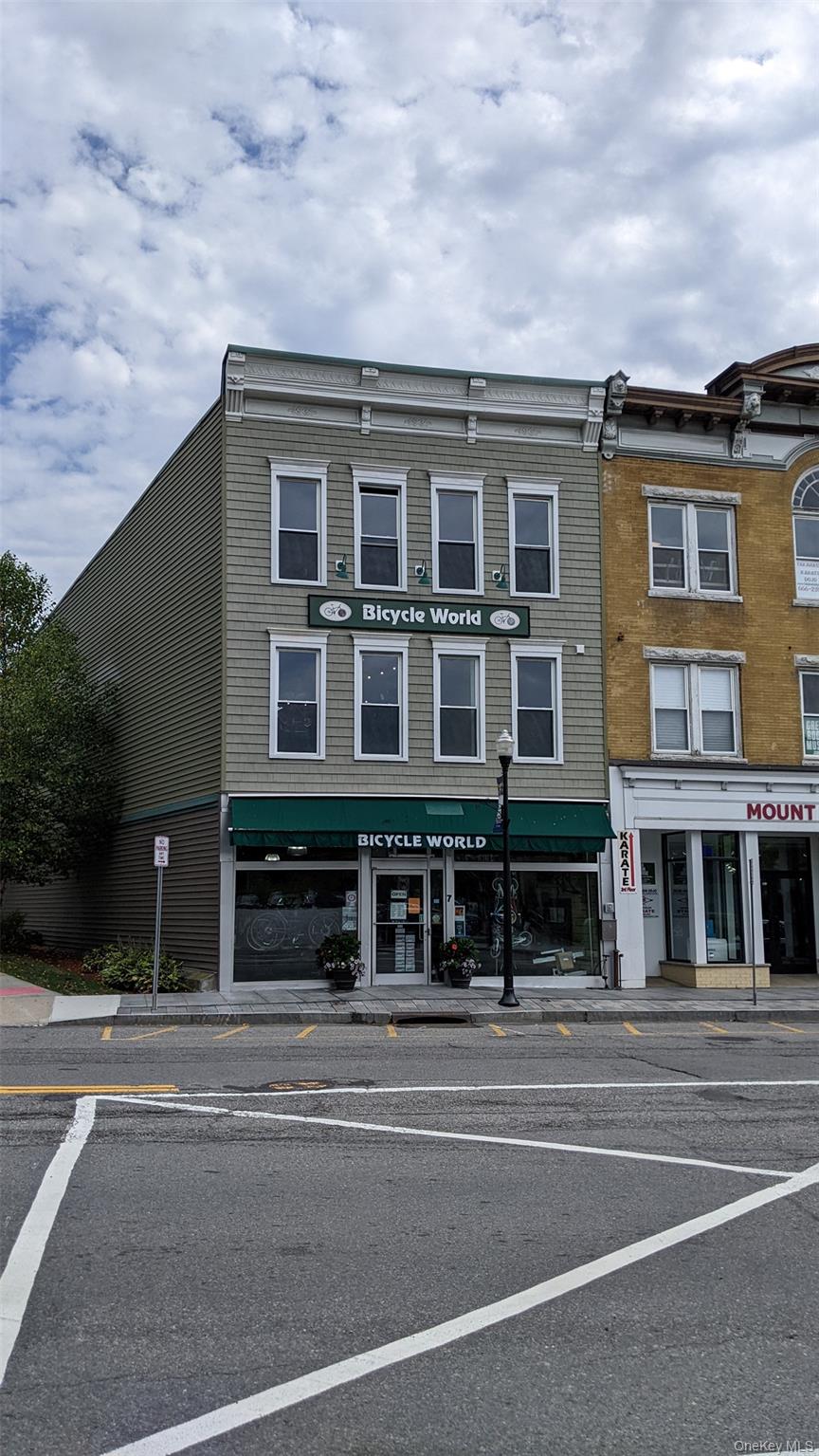 7 E Main Street Property Photo 2