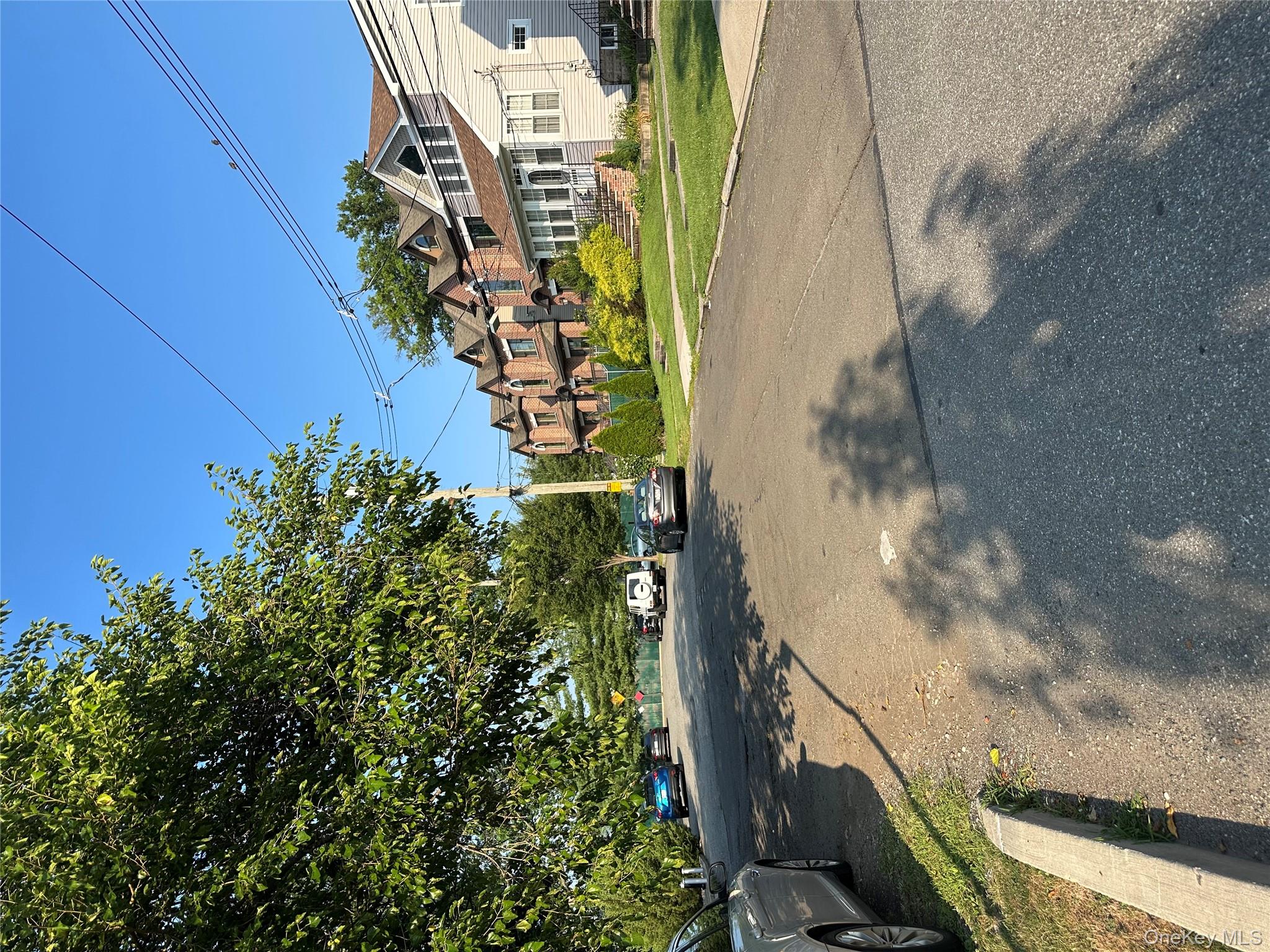 52 Pleasant Street Property Photo 1