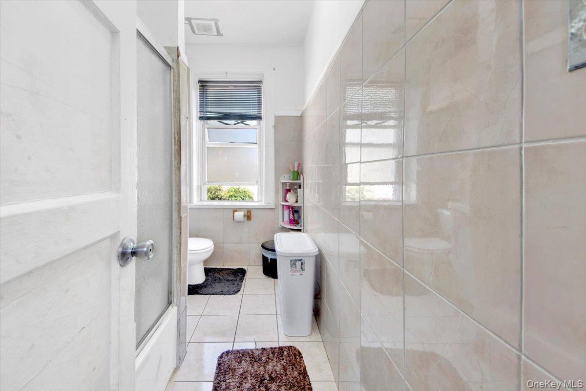 141 Webster Avenue Property Photo 8
