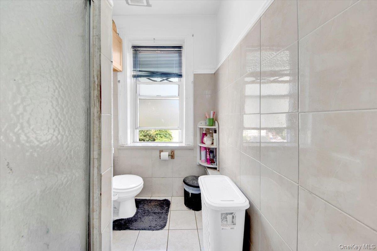 141 Webster Avenue Property Photo 9