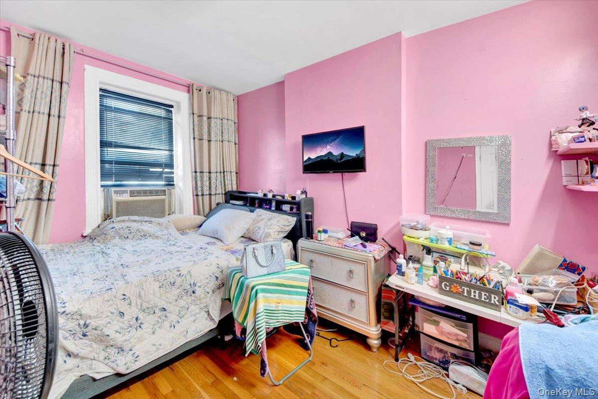 141 Webster Avenue Property Photo 10