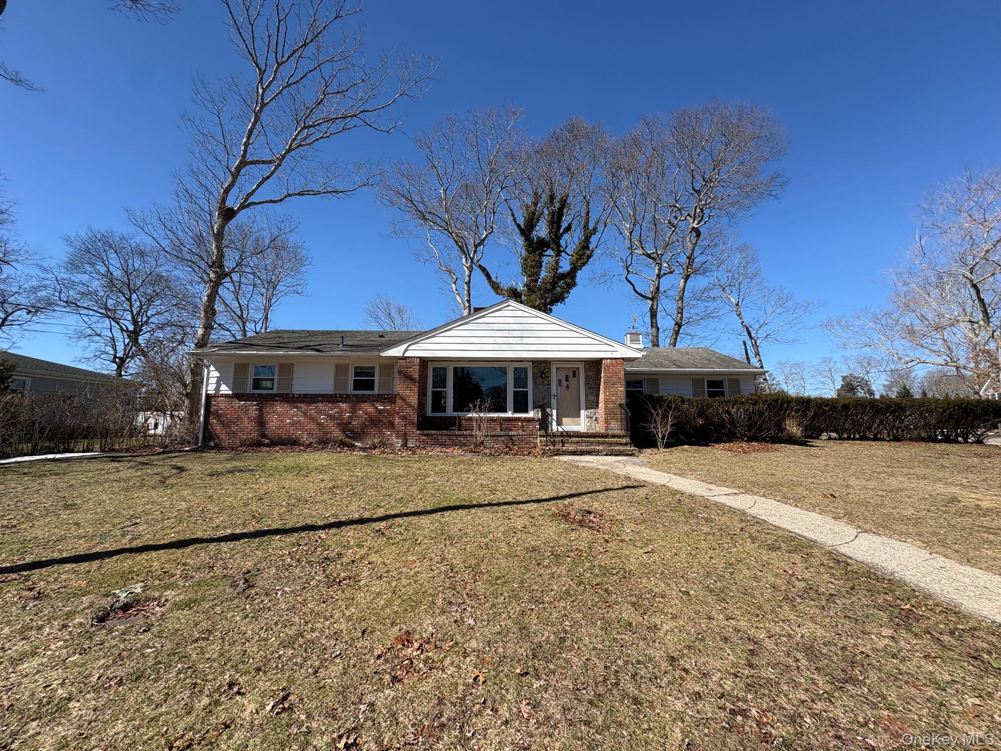 5 Leland Drive Property Photo 1