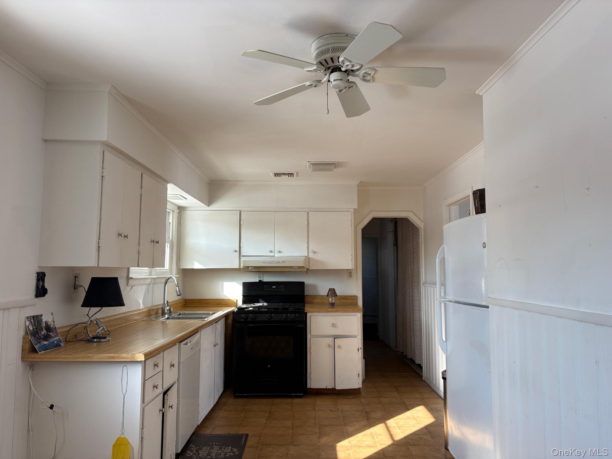 5 Leland Drive Property Photo 5