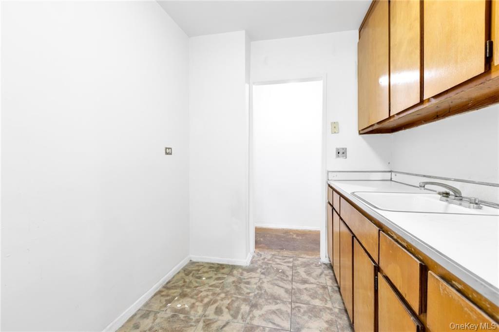 2928 W 5th Street 2c Property Photo 10