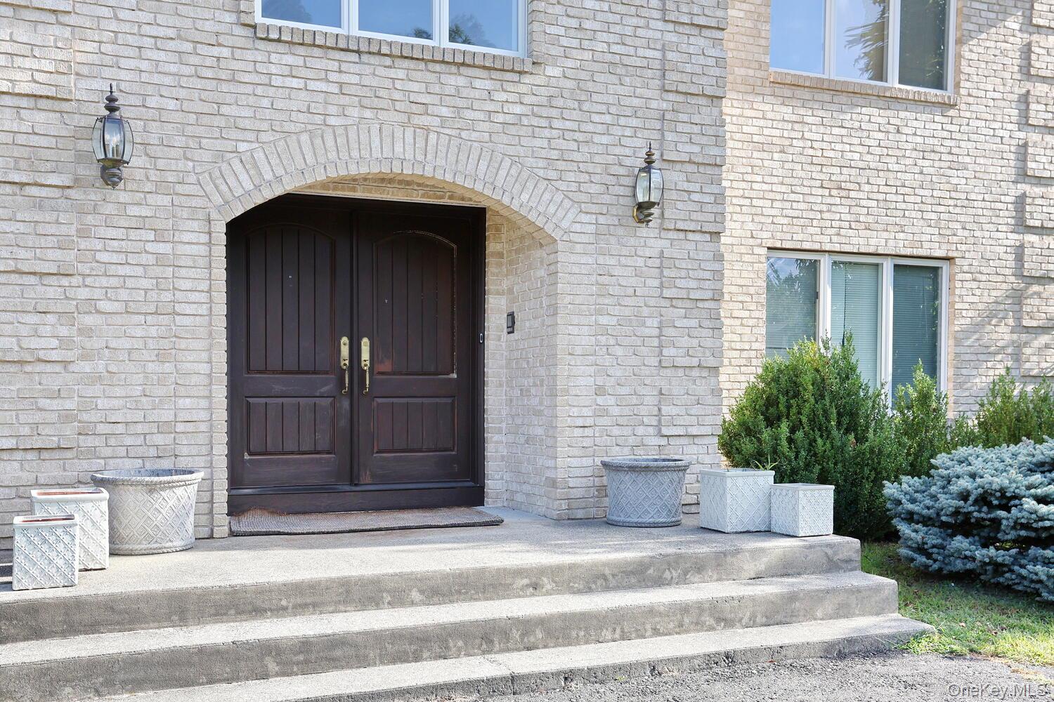 6 Tor Terrace Property Photo 2