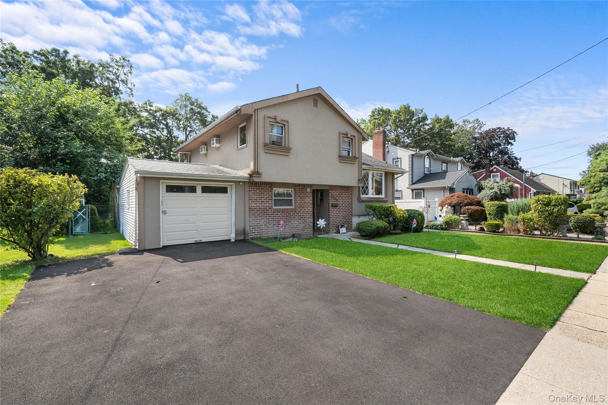 1850 Lenox Avenue Property Photo 1