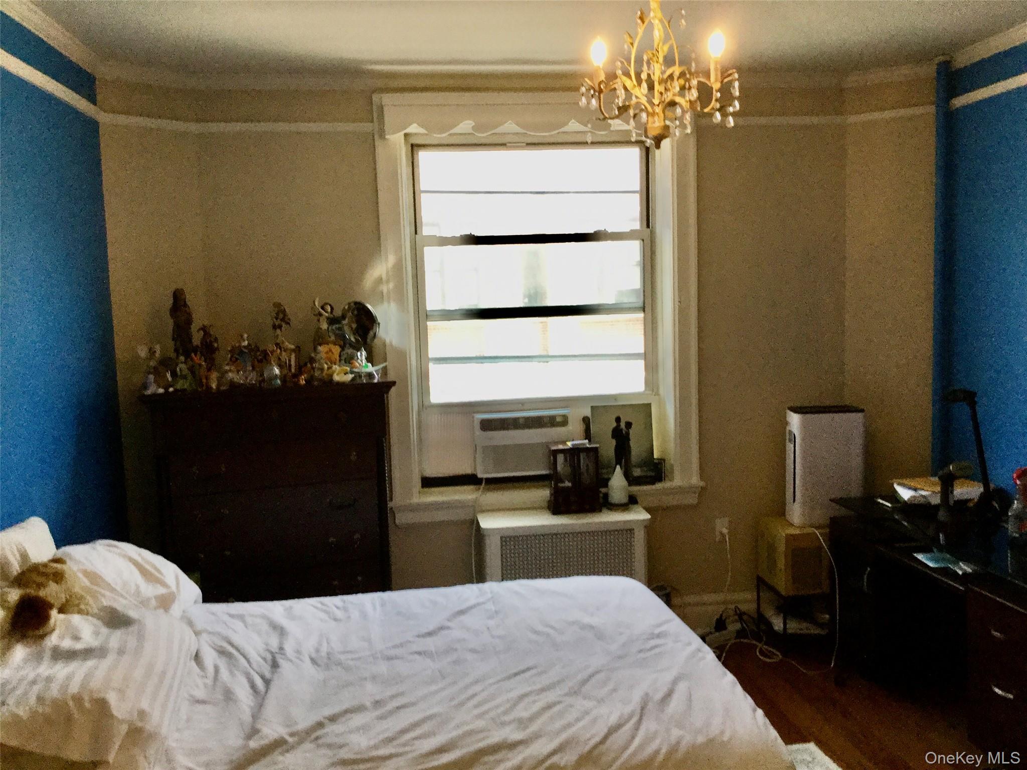 35-20 82 Street 31 Property Photo 4