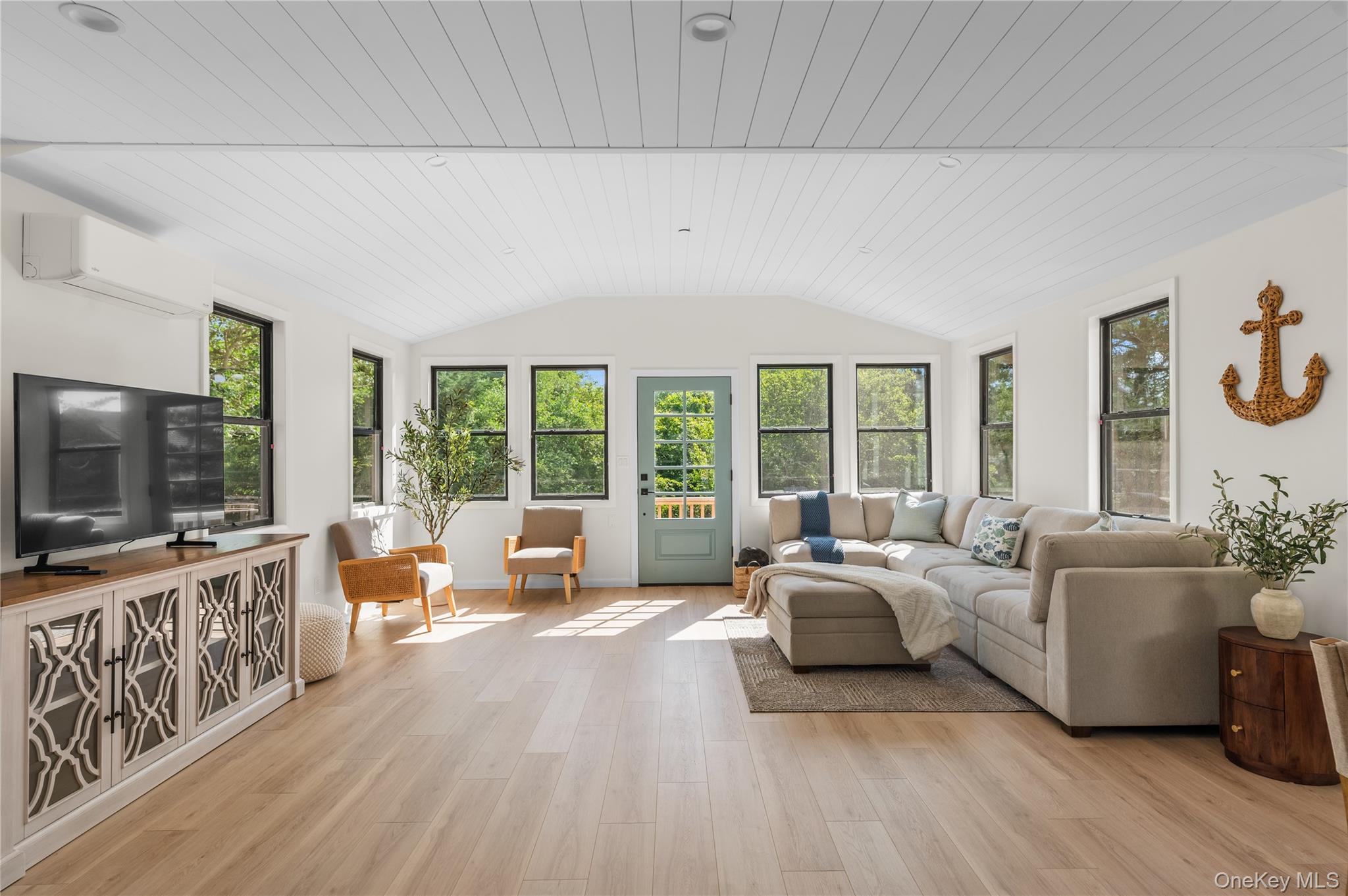 108 Ocean Road Property Photo 4