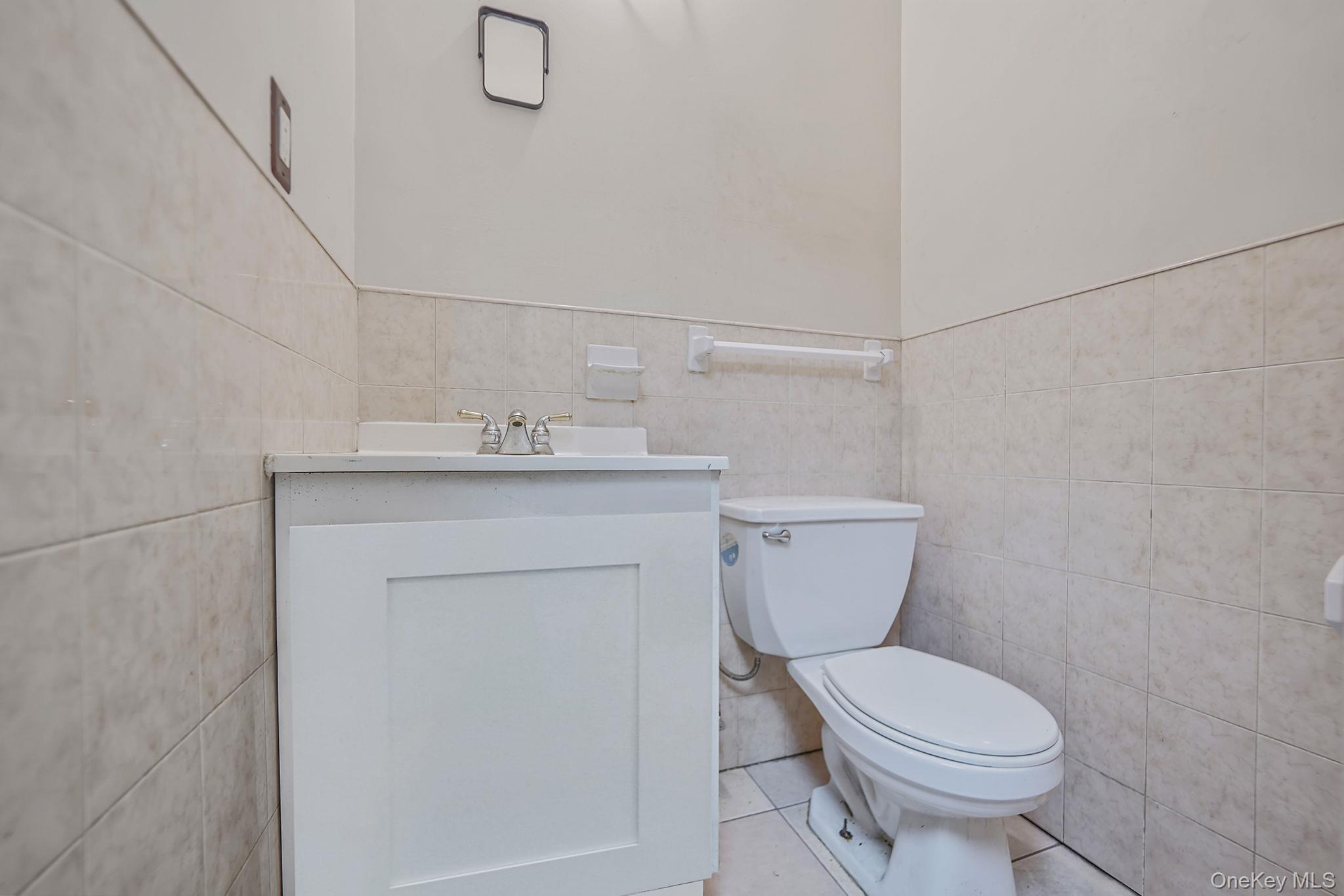 201-07 Linden Boulevard Property Photo 7