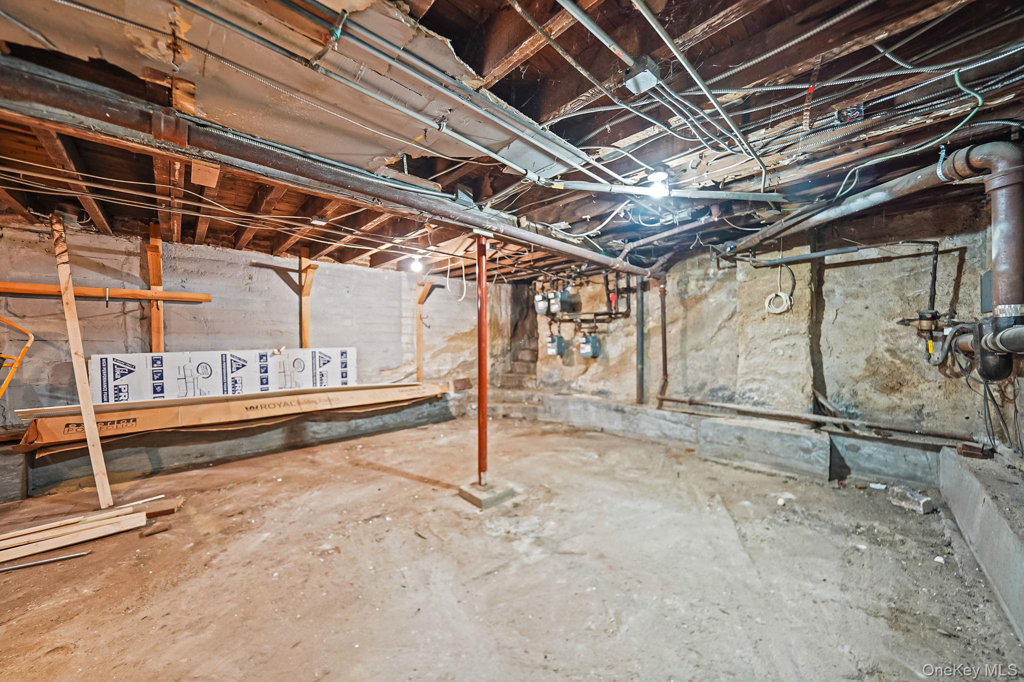 201-07 Linden Boulevard Property Photo 22