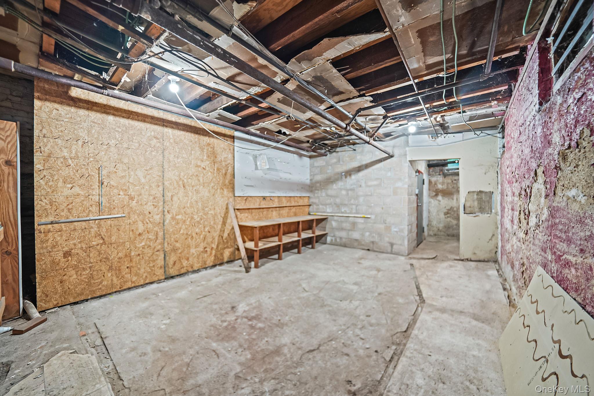 201-07 Linden Boulevard Property Photo 25