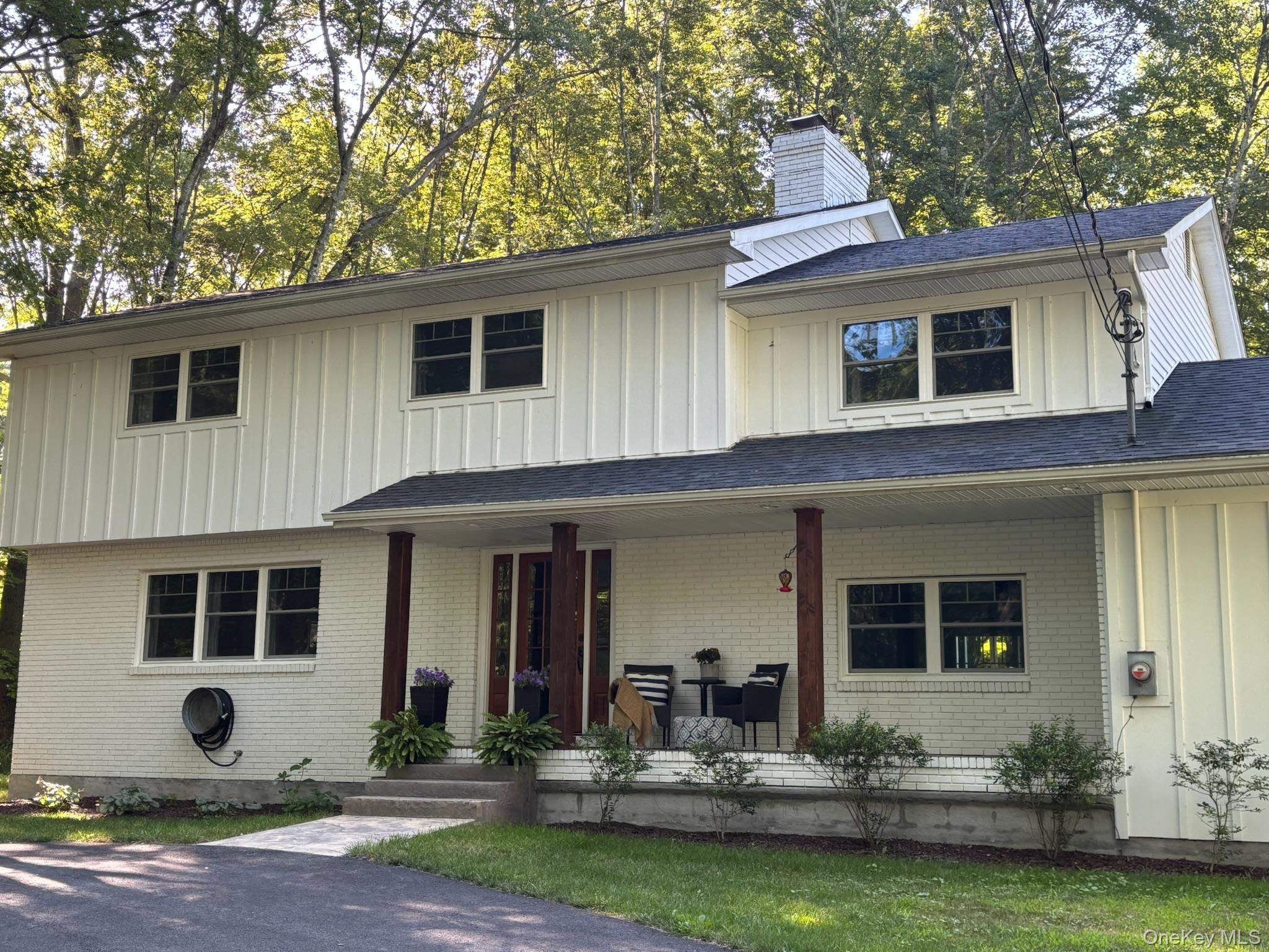 271 Tillson Lake Road Property Photo 1