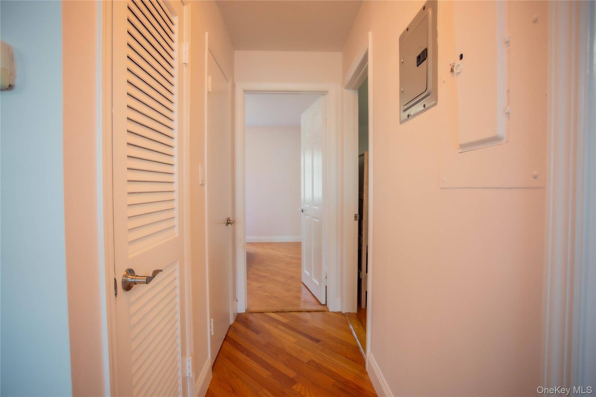 521 W Broadway B Property Photo 14