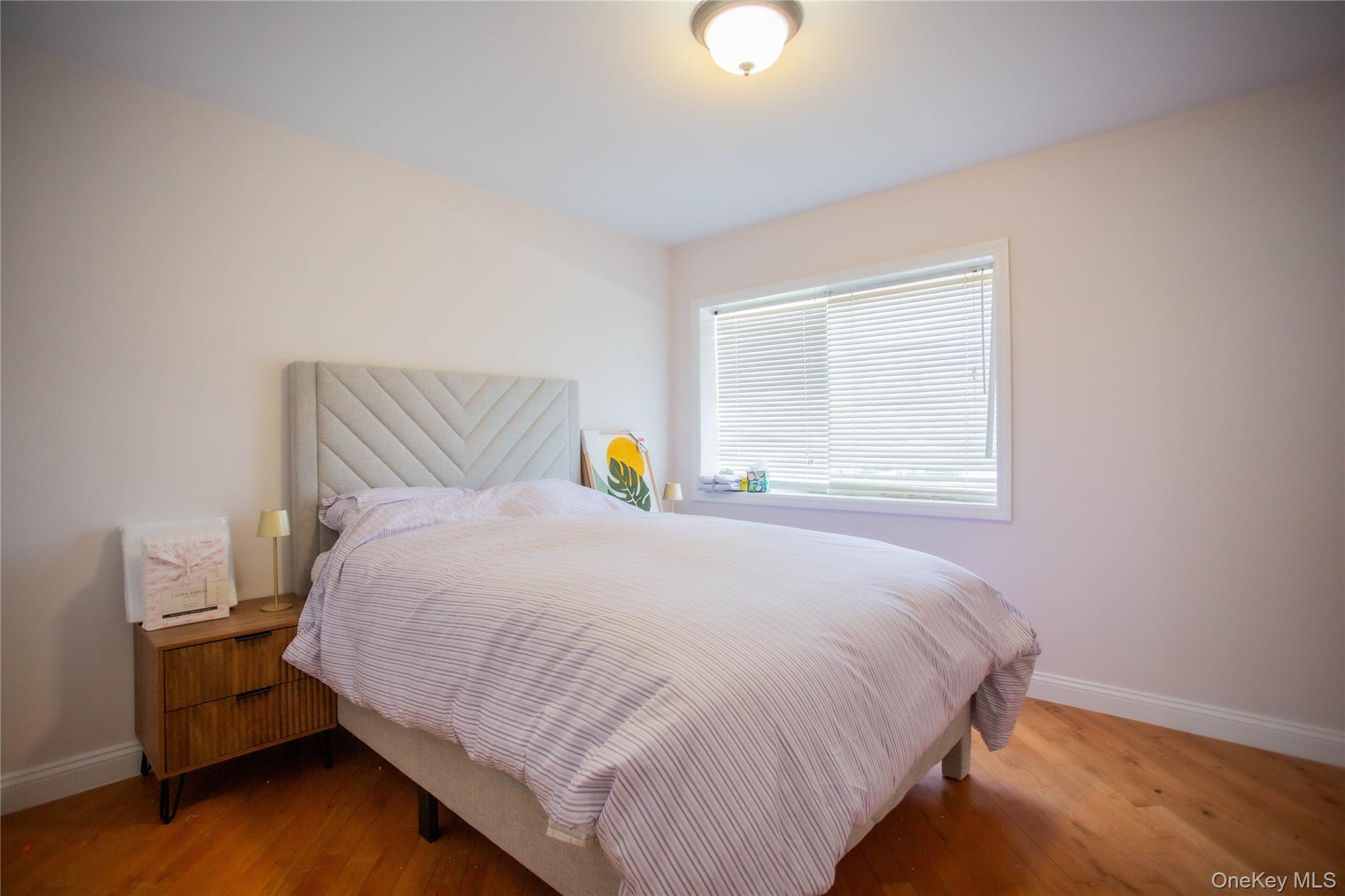 521 W Broadway B Property Photo 16