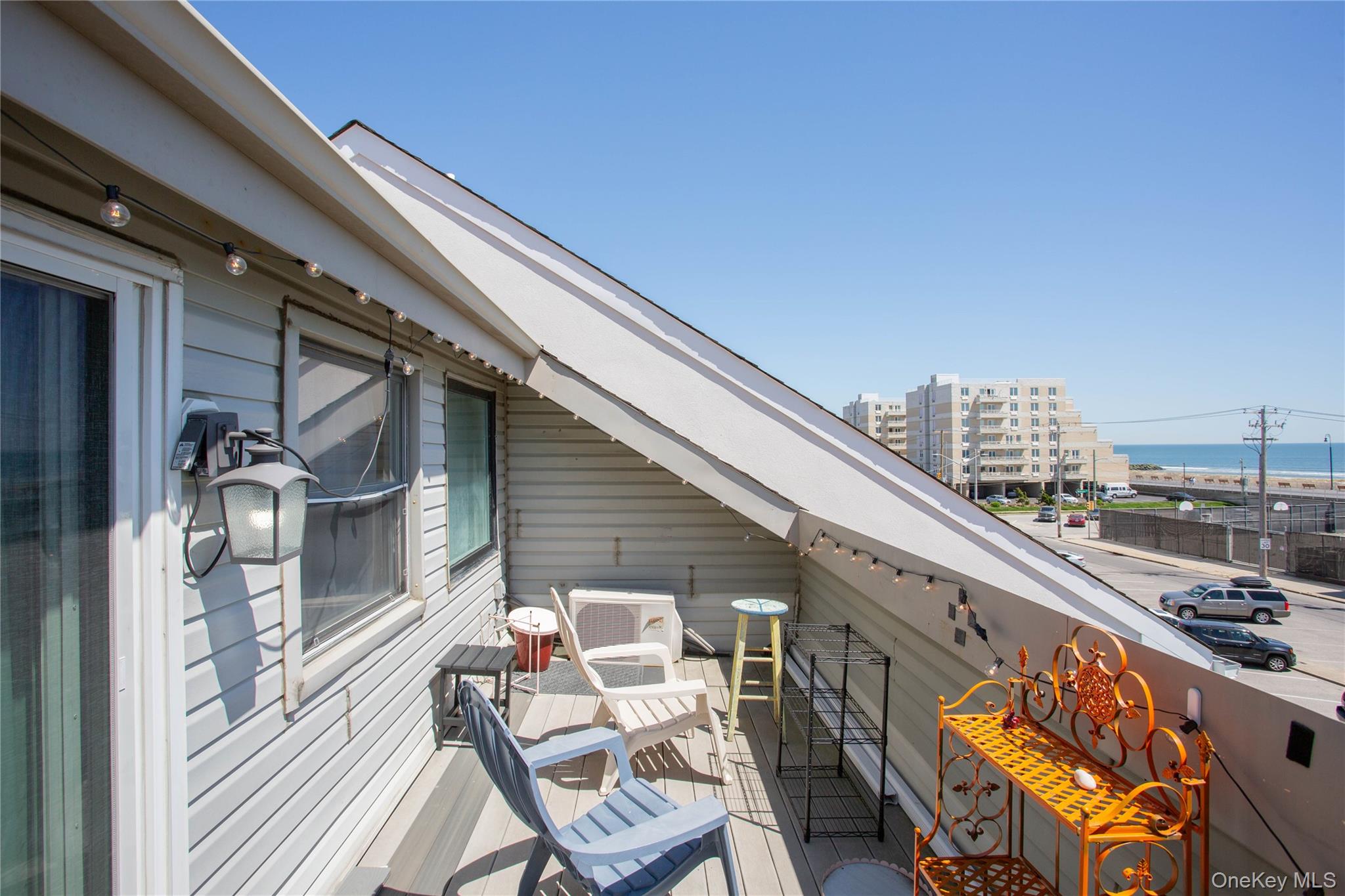 521 W Broadway B Property Photo 23