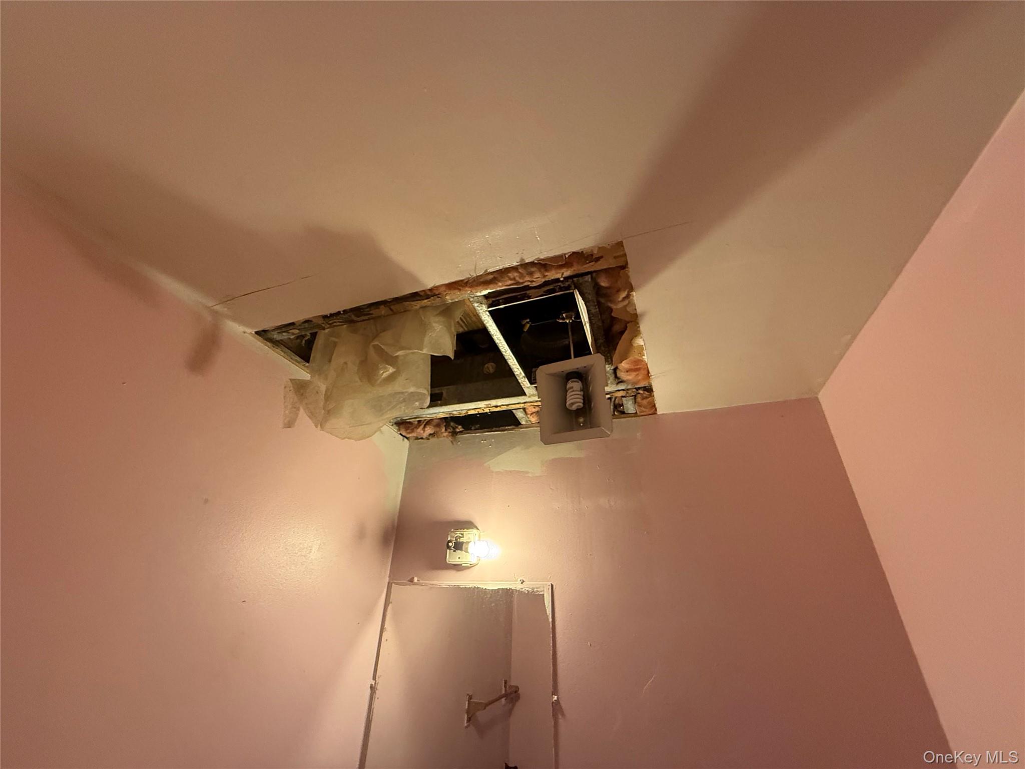 2125 Harrison Avenue Property Photo 1