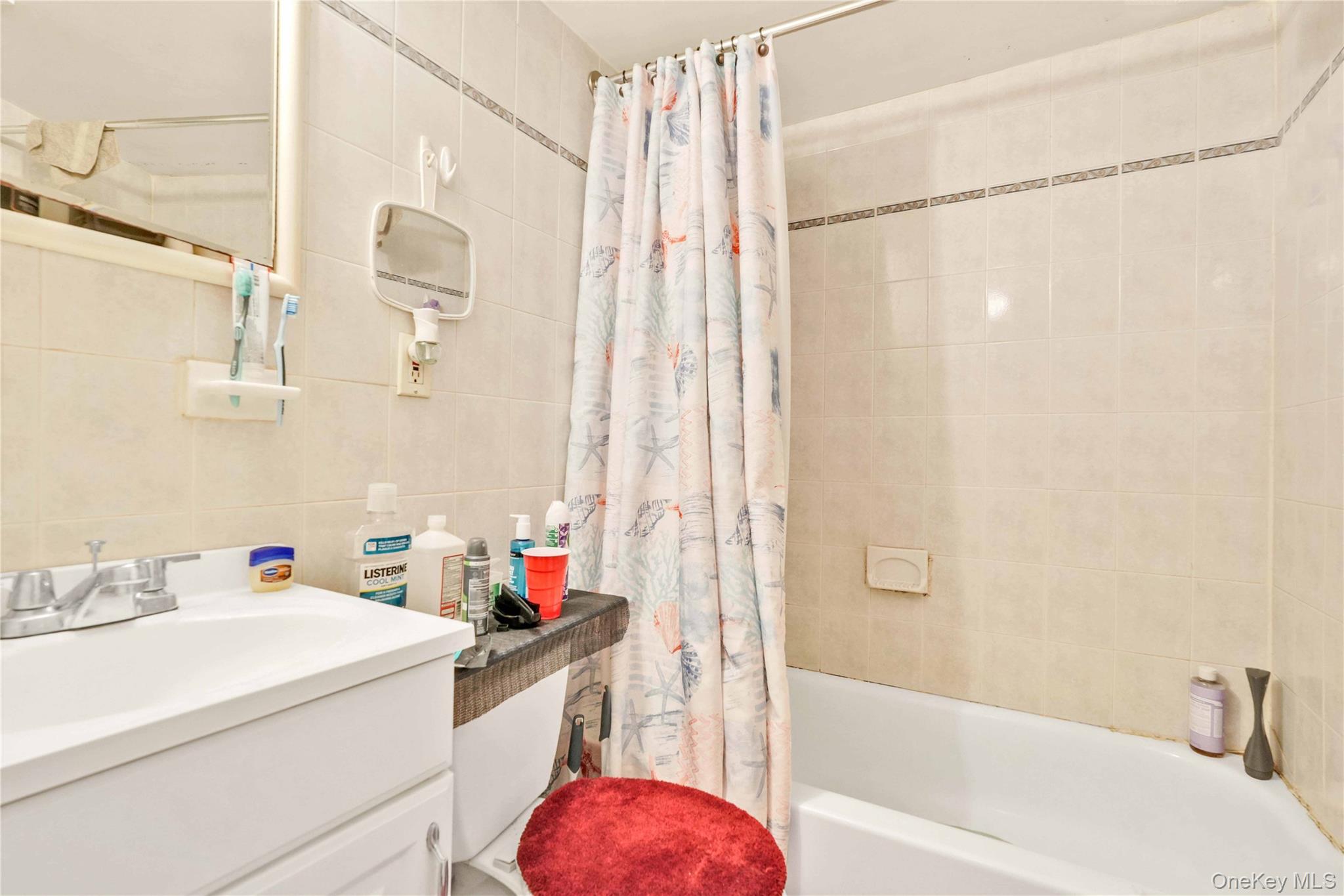 2347 Roosevelt Avenue Property Photo 11