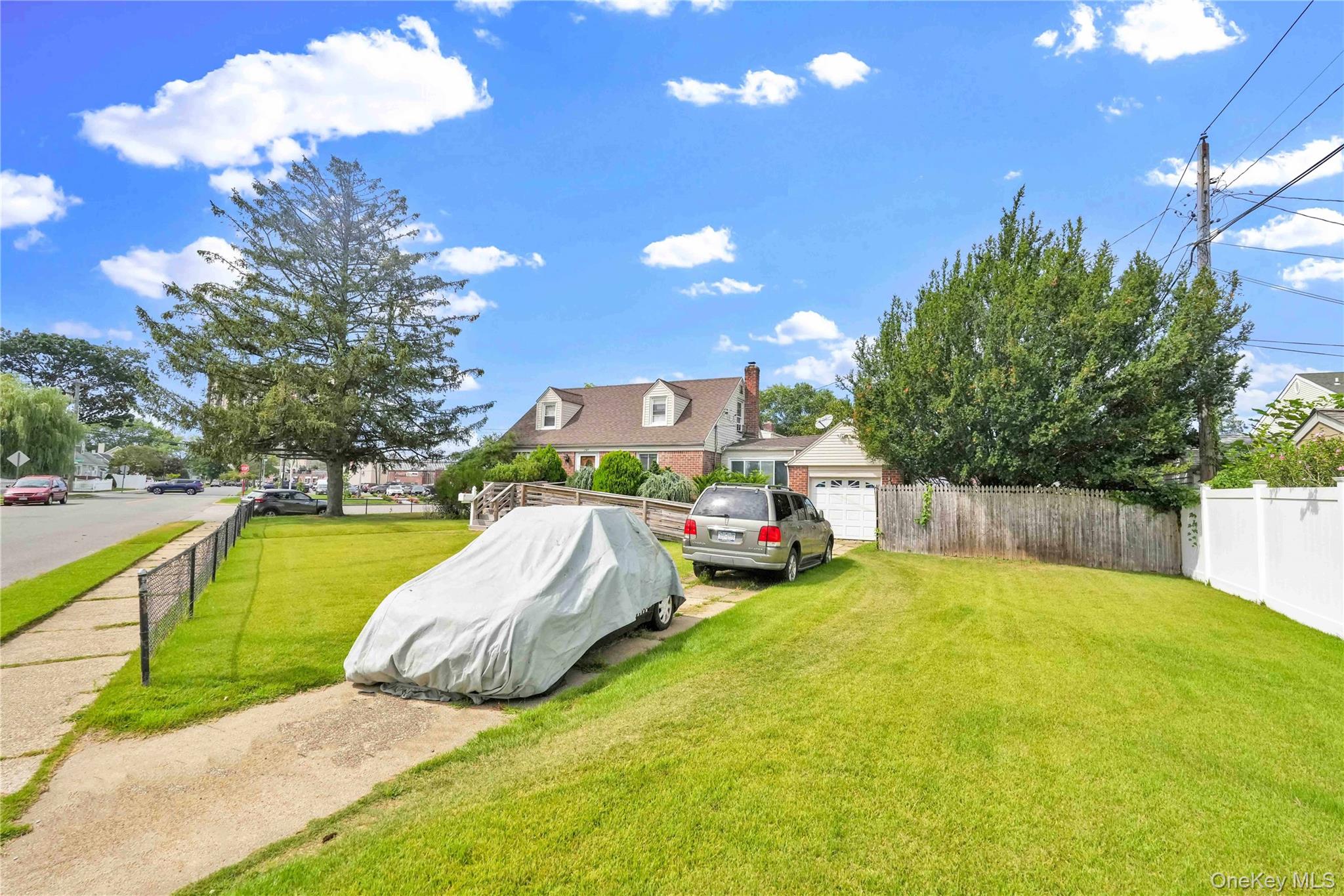 2347 Roosevelt Avenue Property Photo 16