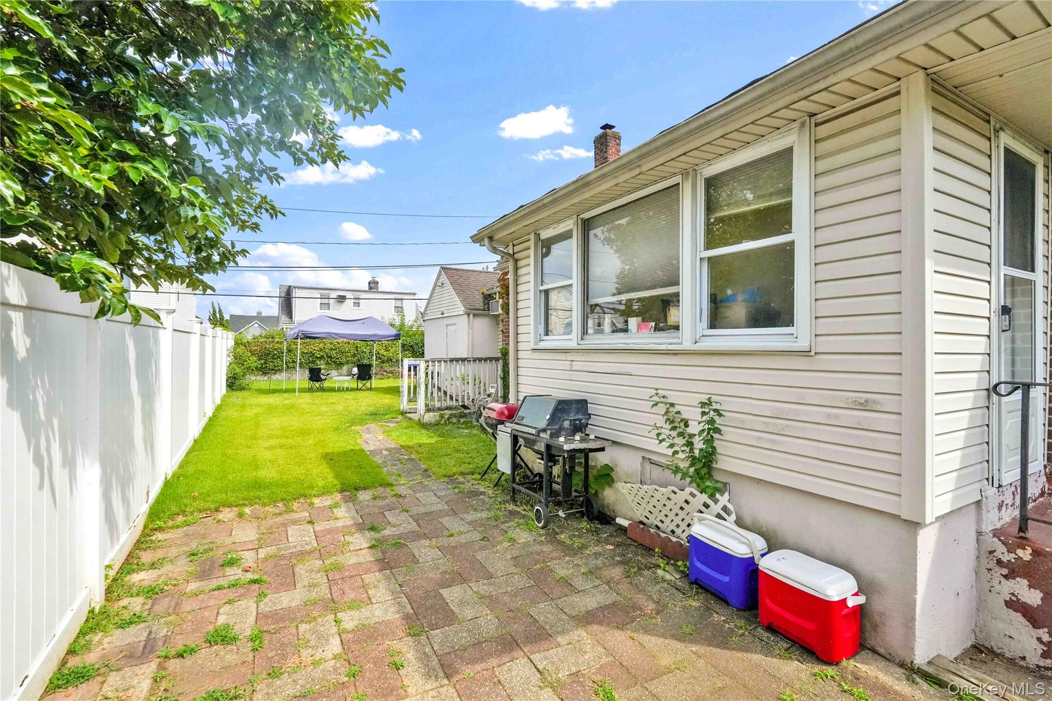 2347 Roosevelt Avenue Property Photo 19