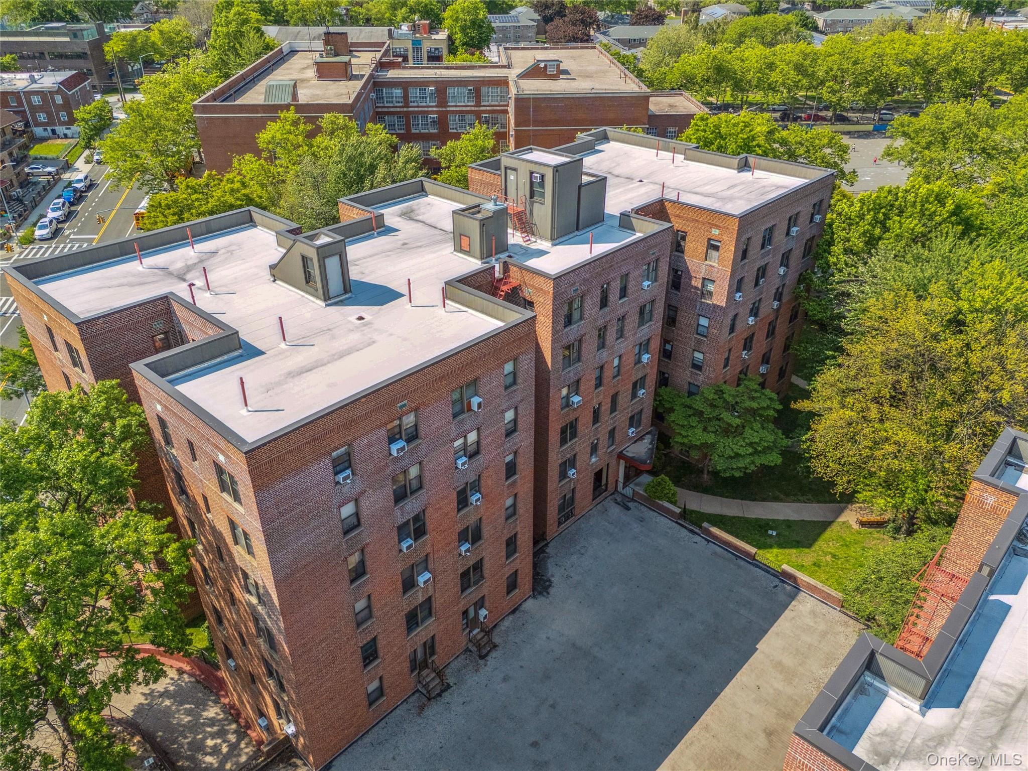 15020 71st Avenue 4k Property Photo 25