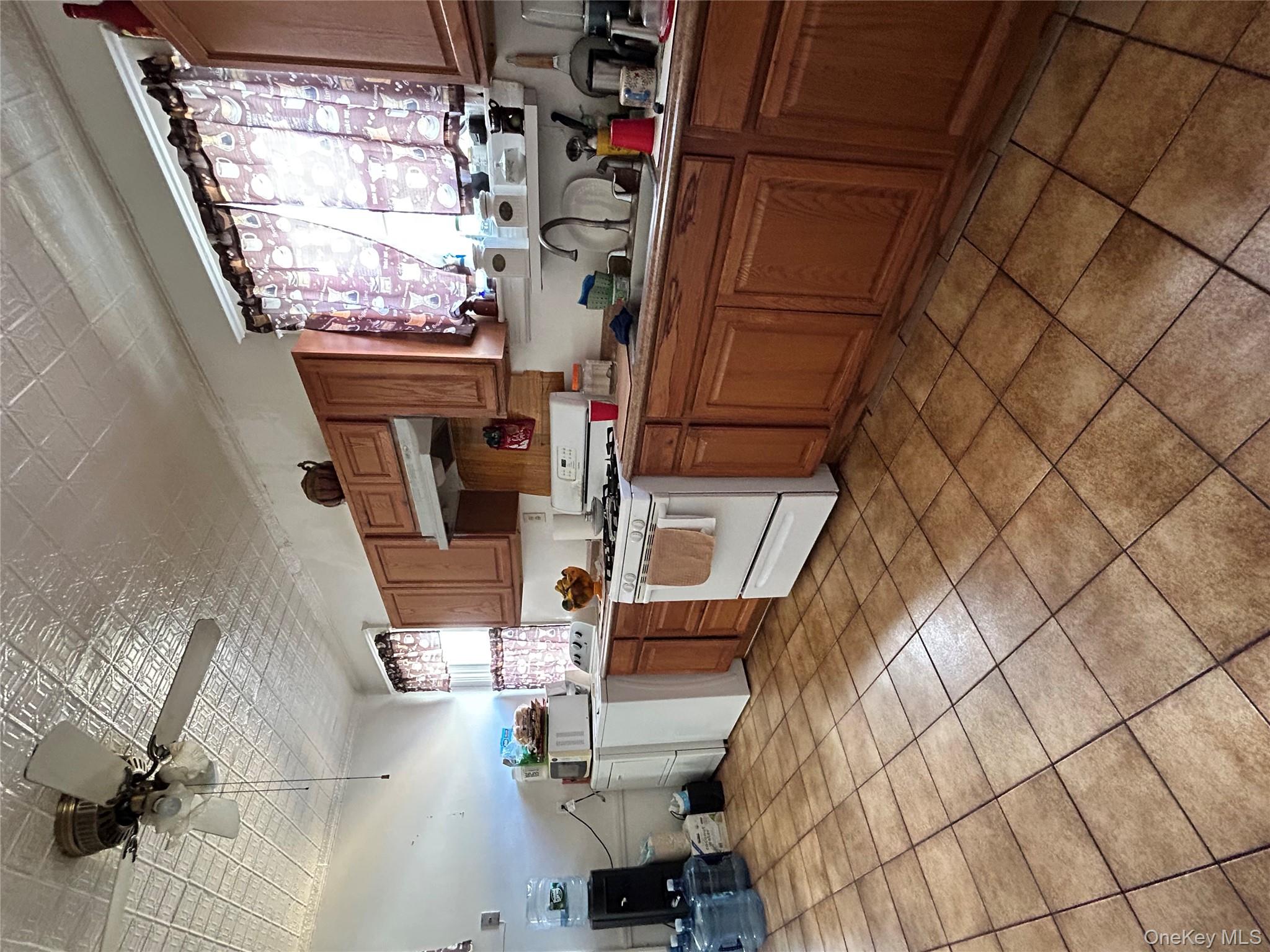 82 Burhans Avenue Property Photo 15