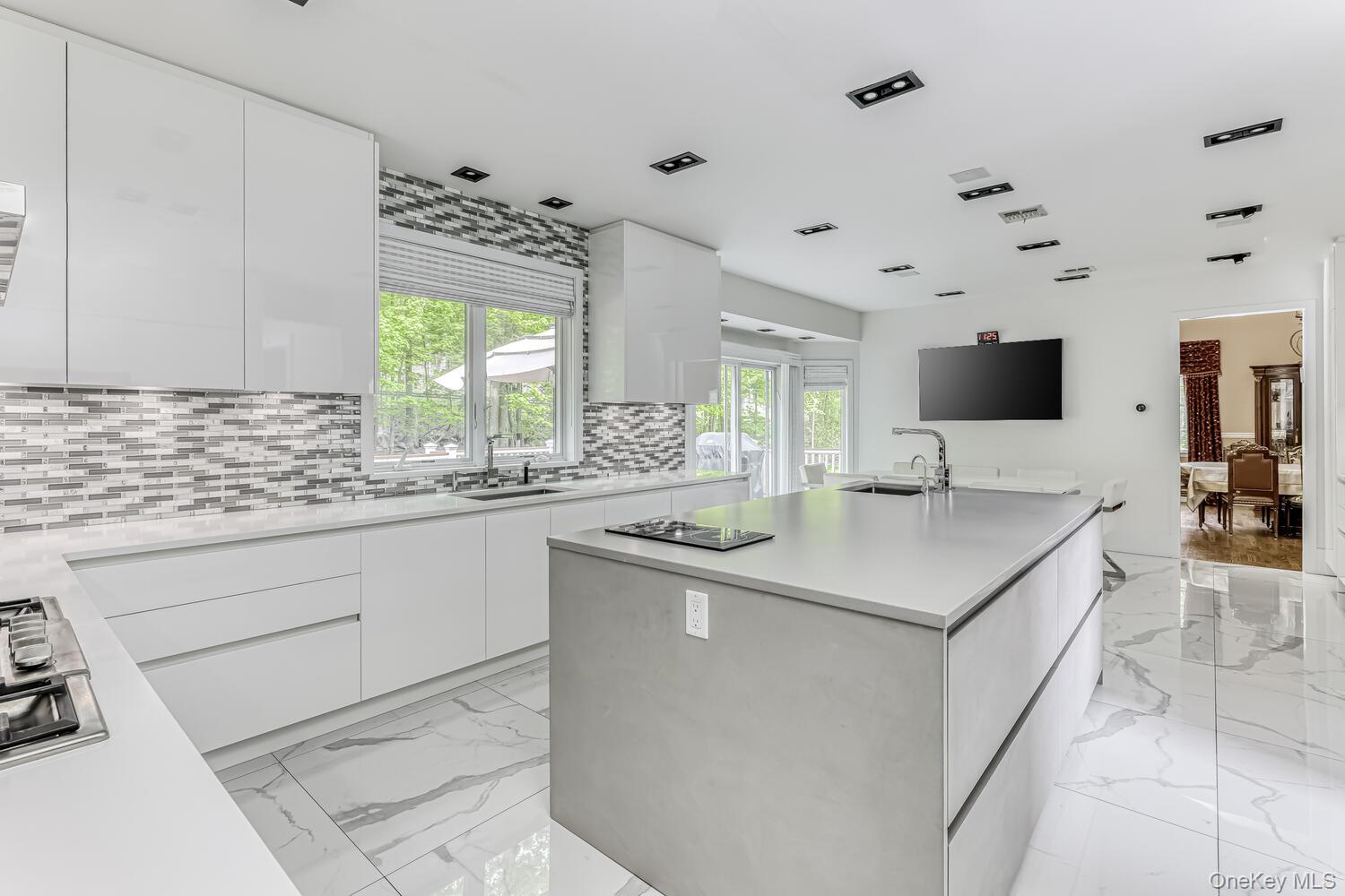 1 Litman Lane Property Photo 12