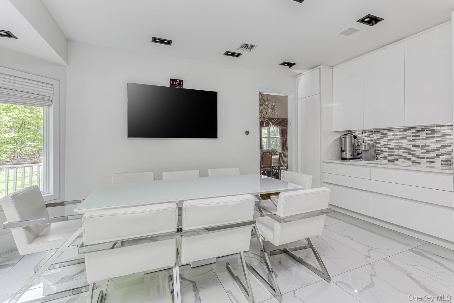 1 Litman Lane Property Photo 14