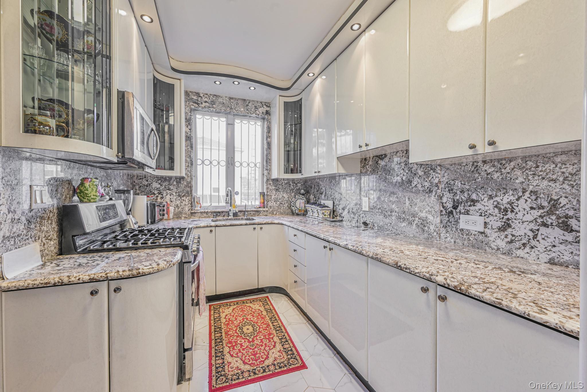 10201 62nd Road Property Photo 6