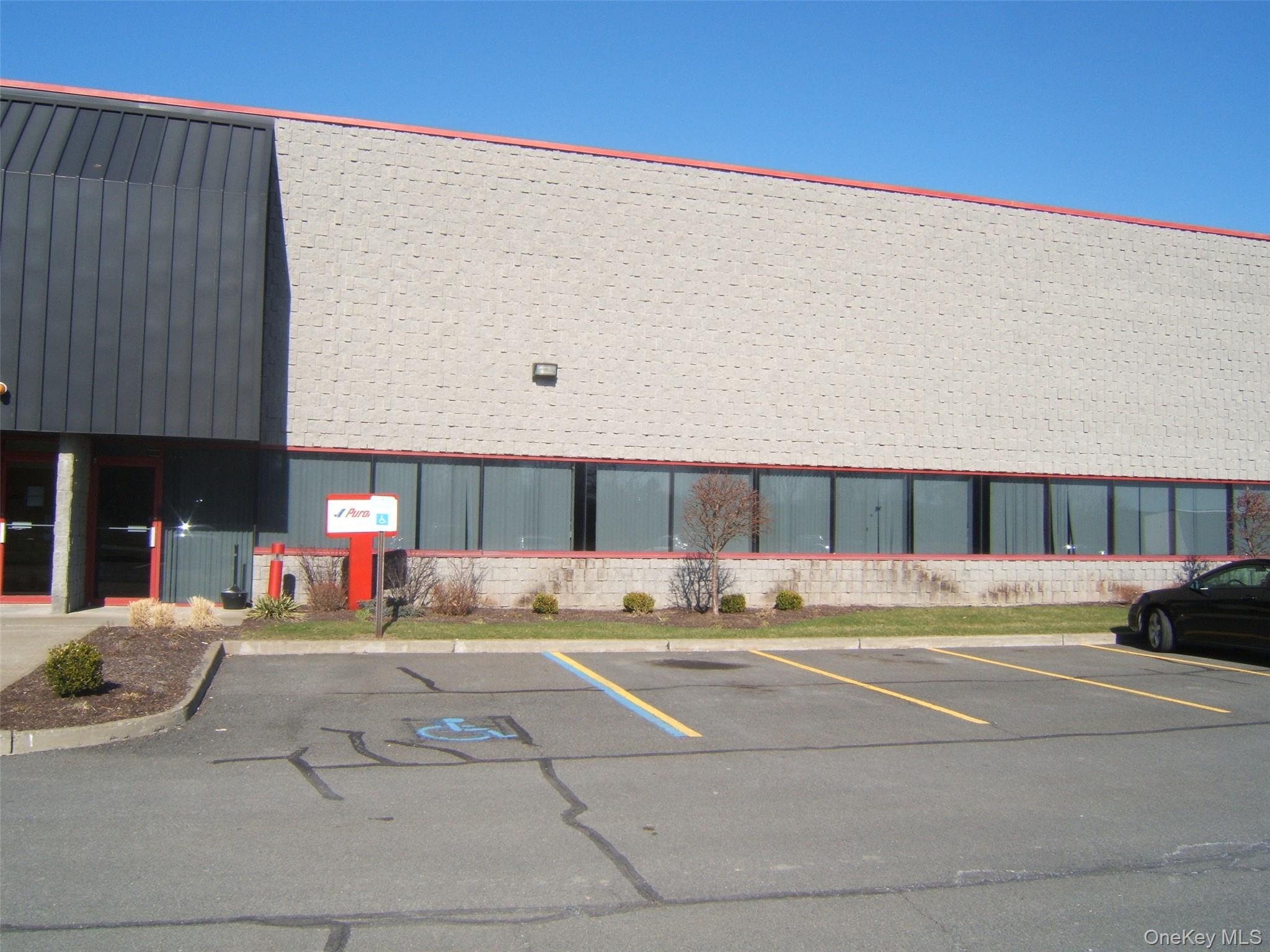 900 Corporate Boulevard Rte17k Property Photo 7