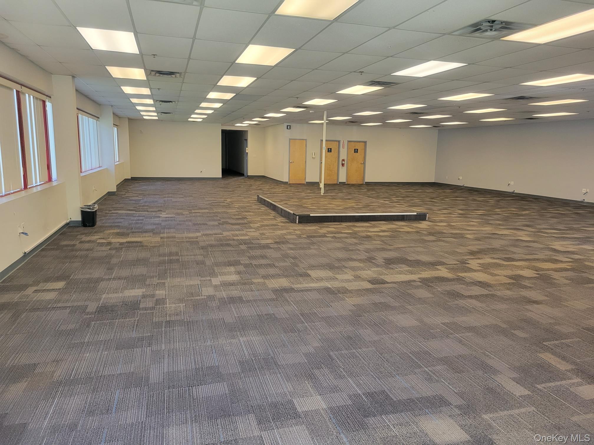 900 Corporate Boulevard Rte17k Property Photo 11