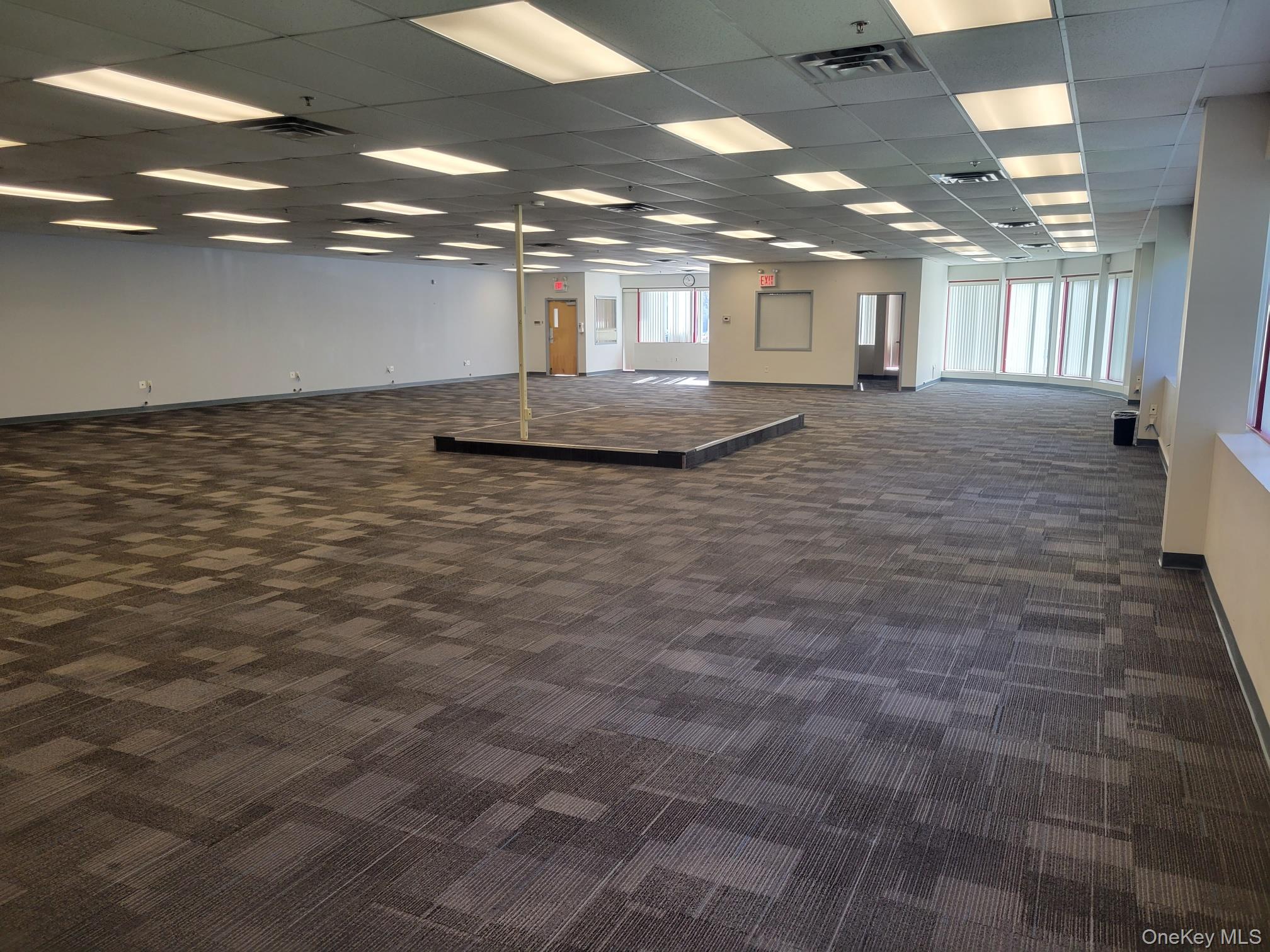 900 Corporate Boulevard Rte17k Property Photo 12