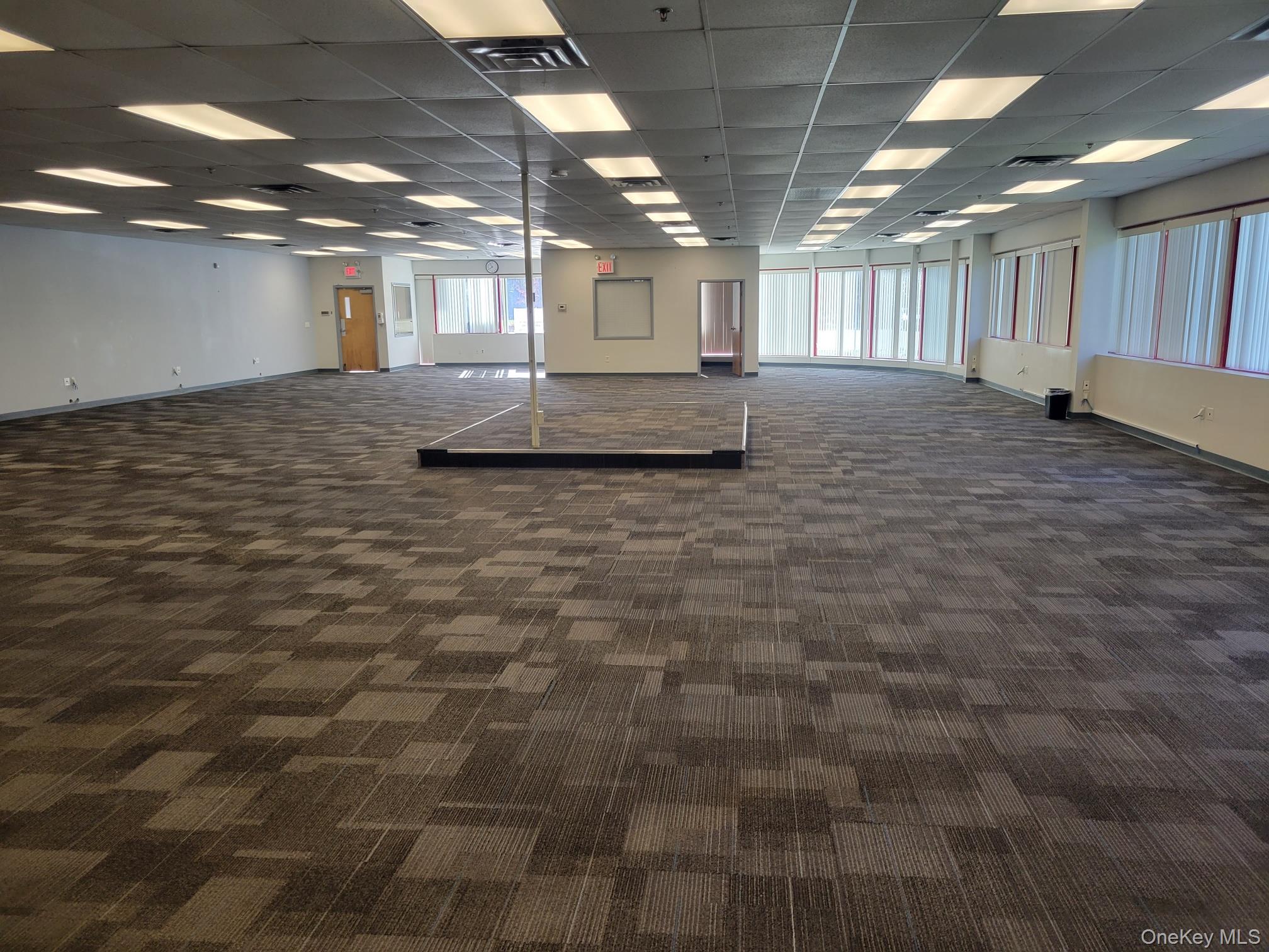 900 Corporate Boulevard Rte17k Property Photo 14