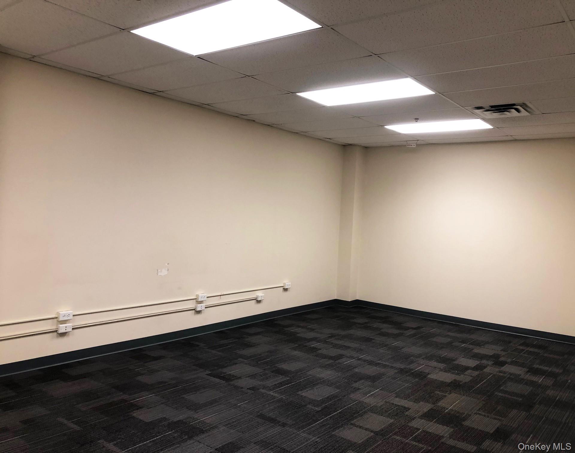 900 Corporate Boulevard Rte17k Property Photo 21