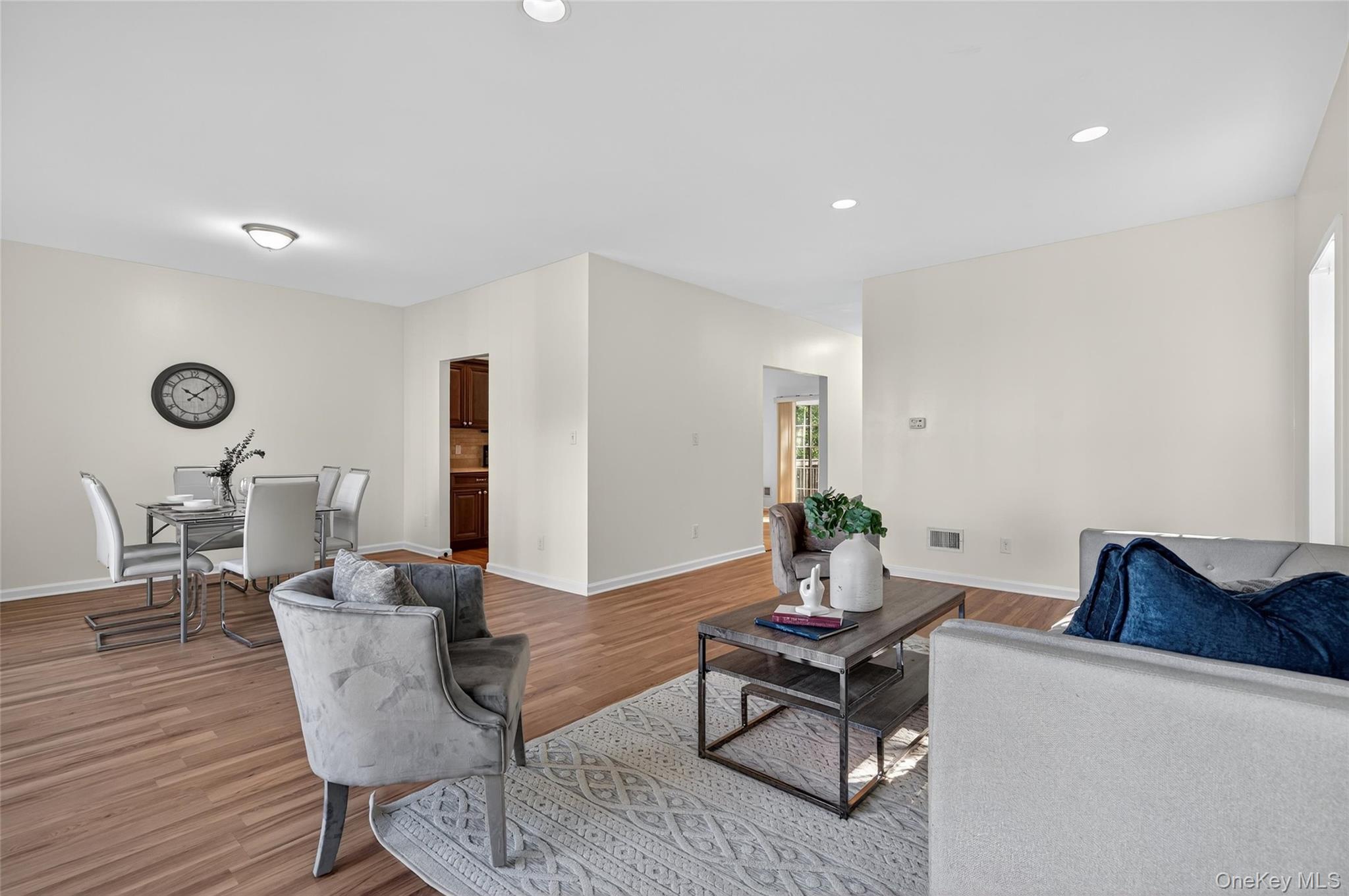 26 Seeley Bull Street Property Photo 10
